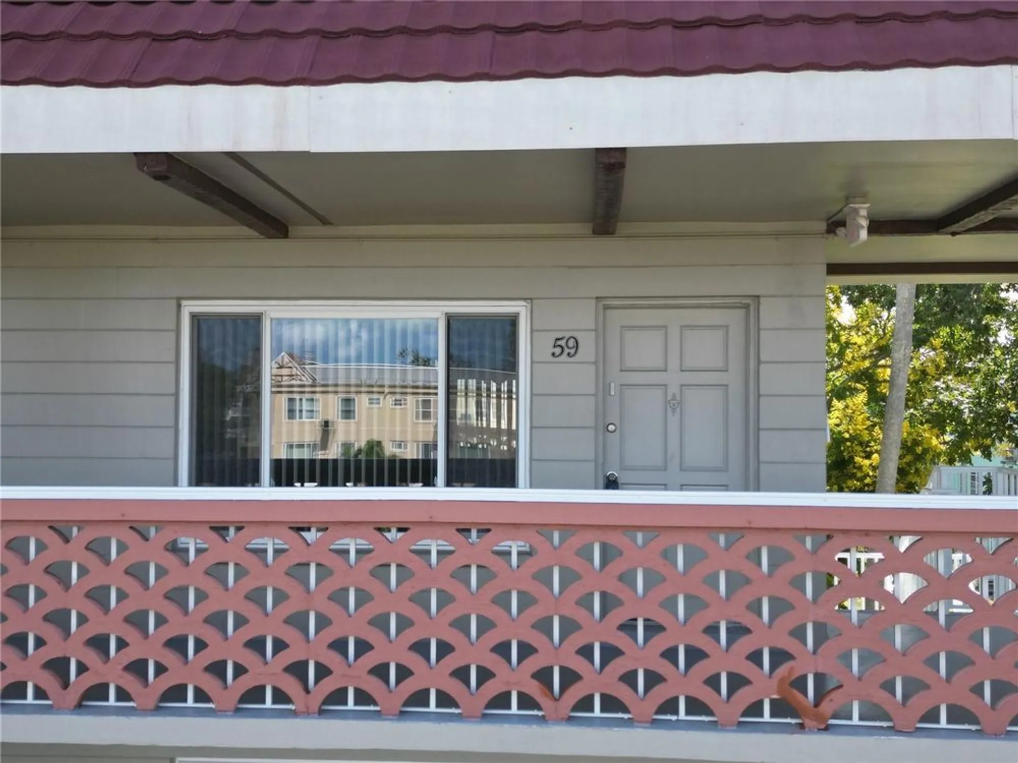 Property Slideshow image 2 of 17 | 2073 denmark st 59, Clearwater, FL, 33763