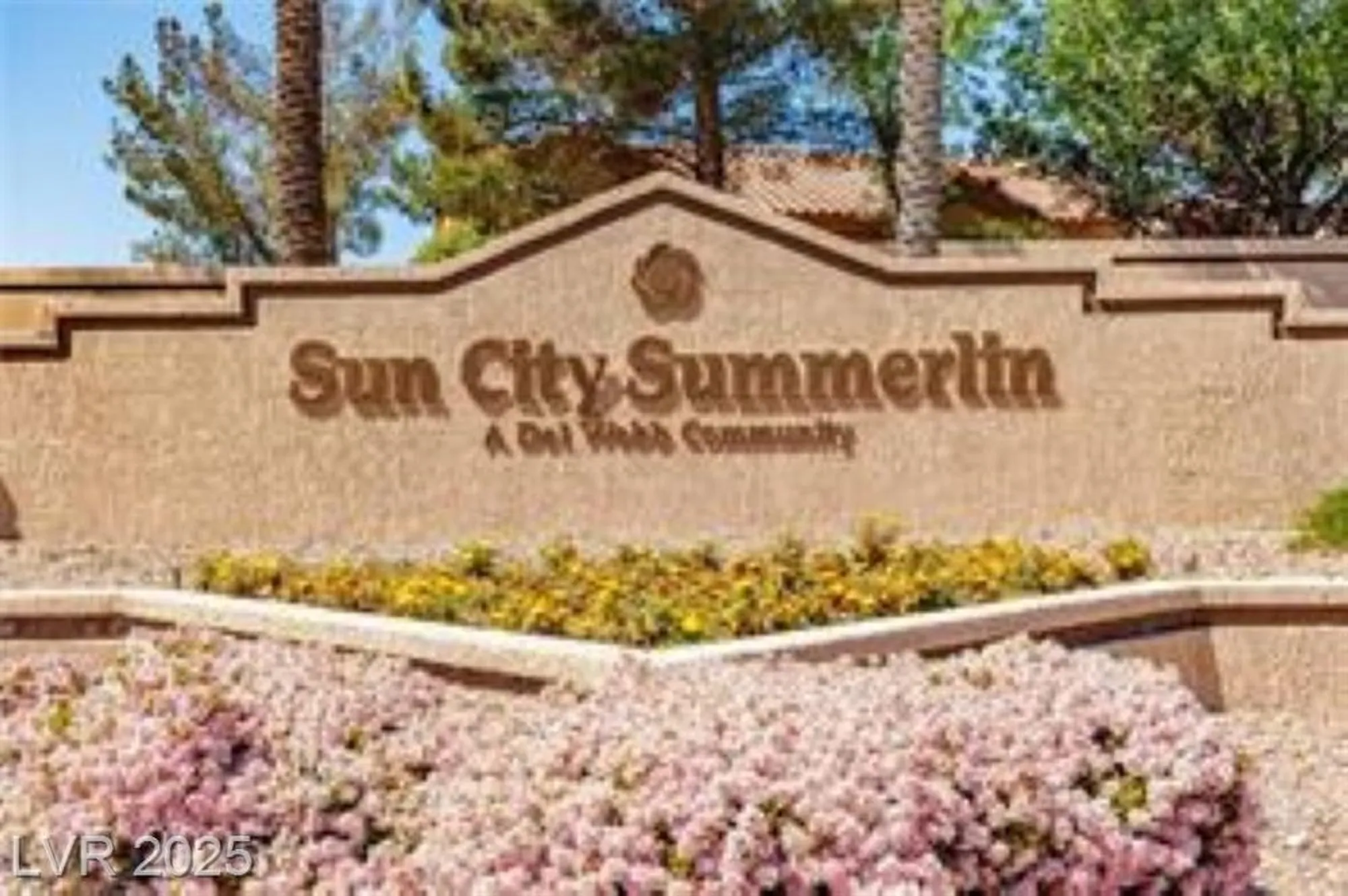 Property Slideshow image 29 of 36 | 10309 broom hill dr, Las Vegas, NV, 89134