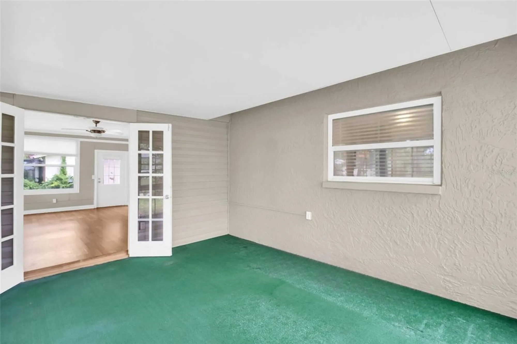 Property Slideshow image 16 of 47 | 2336 malcolm dr, Palm Harbor, FL, 34684