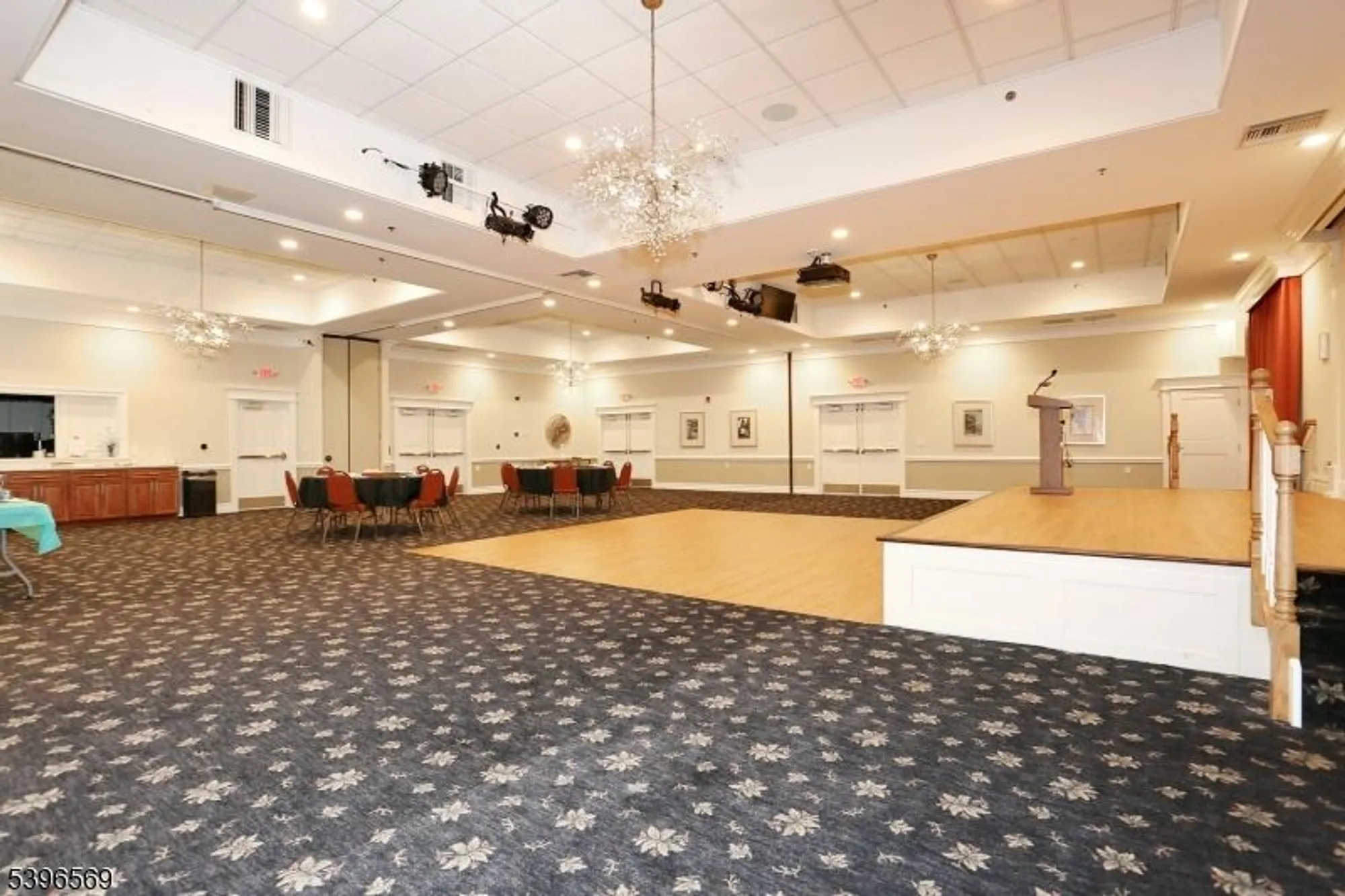 Property Slideshow image 35 of 45 | 10203 warrens way # 203, Wanaque, NJ, 07465