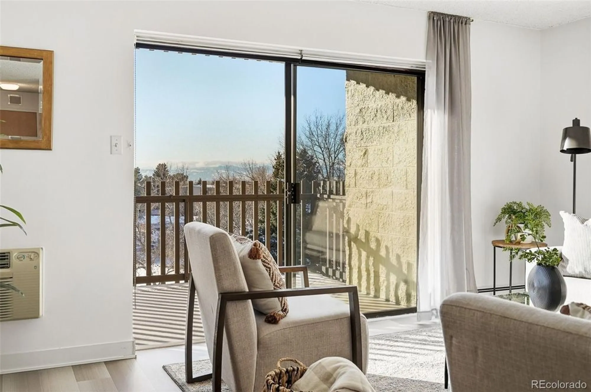 Property Slideshow image 4 of 37 | 13691 e marina dr 408, Aurora, CO, 80014