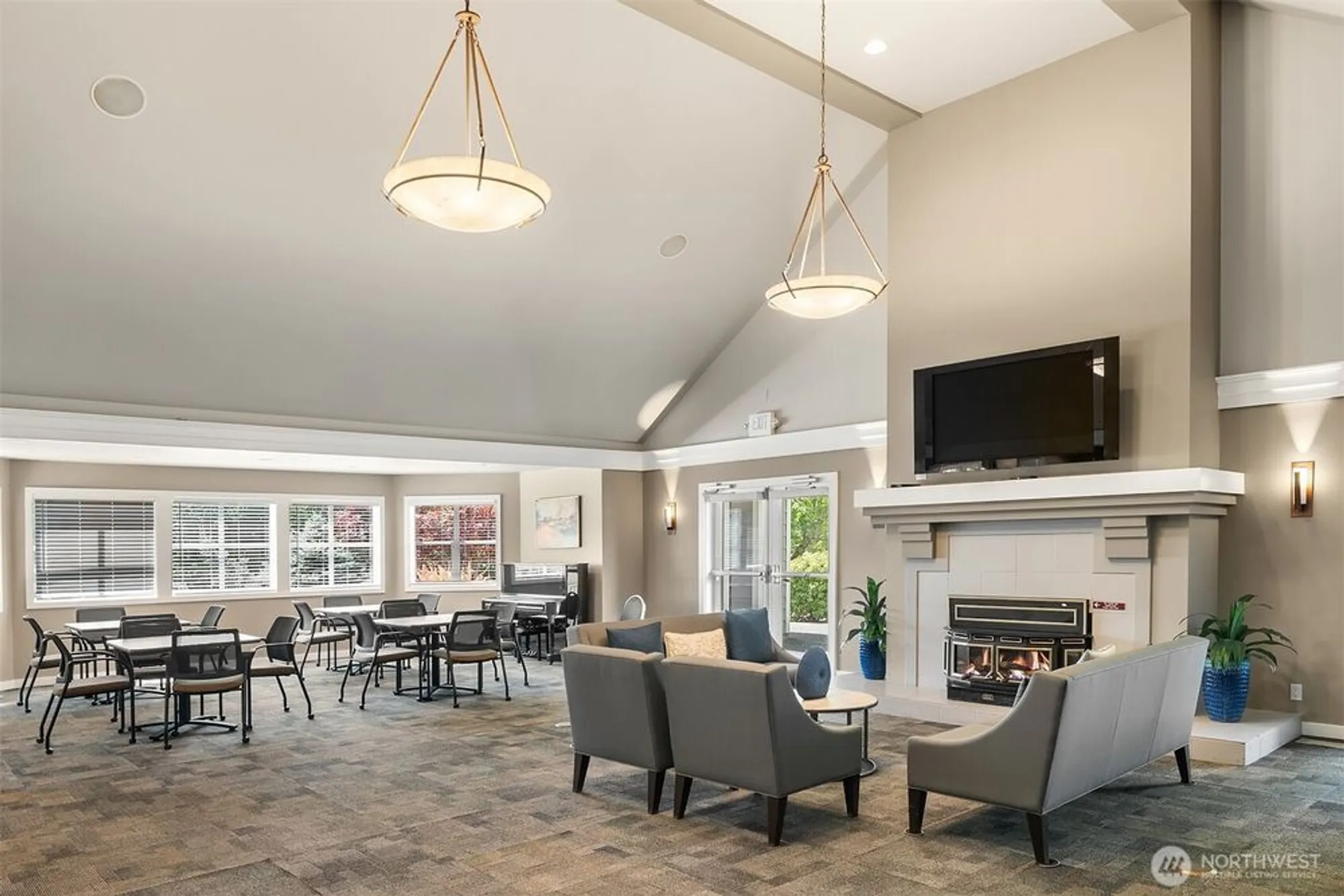 Property Slideshow image 28 of 34 | 4109 224th ln 213, Issaquah, WA, 98029