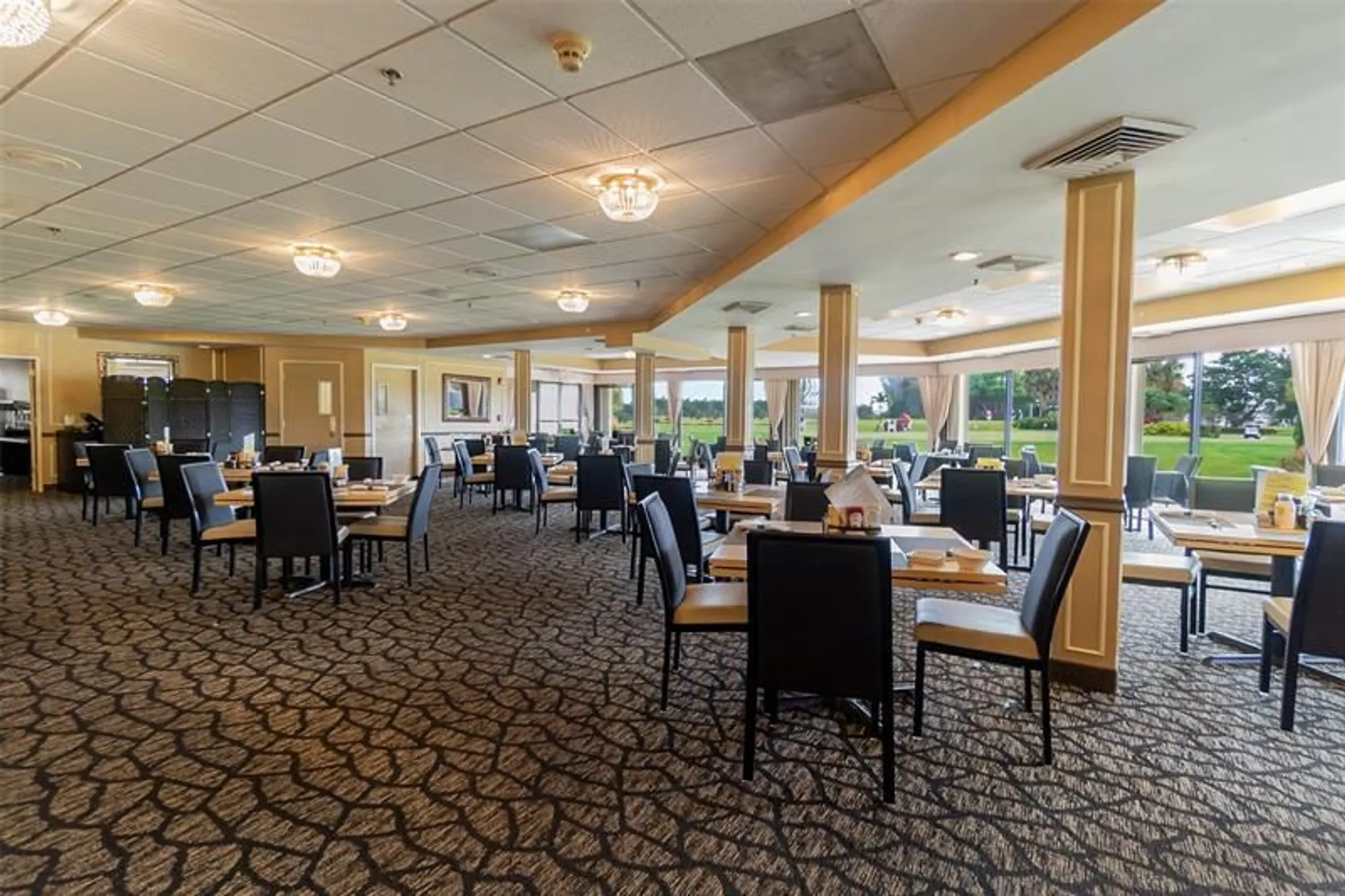 Property Slideshow image 43 of 54 | 150 s hollybrook ter 107, Pembroke Pines, FL, 33025