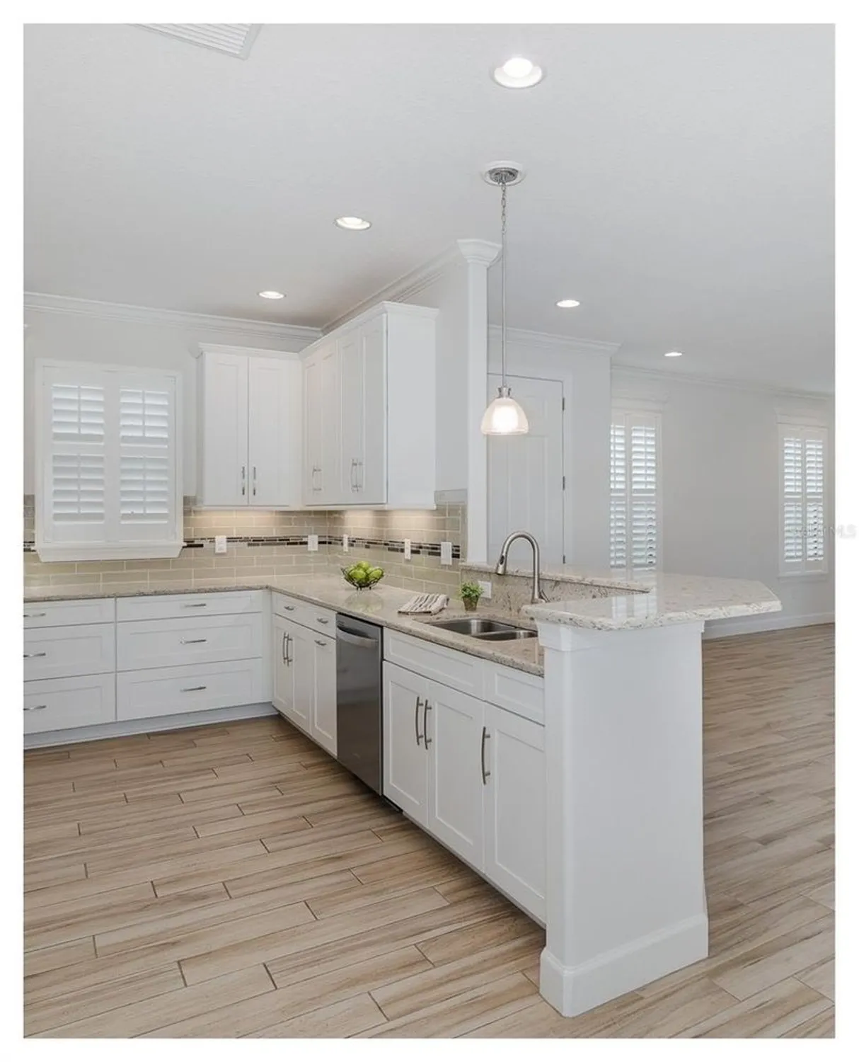 Property Slideshow image 18 of 100 | 11599 callisia dr, Odessa, FL, 33556