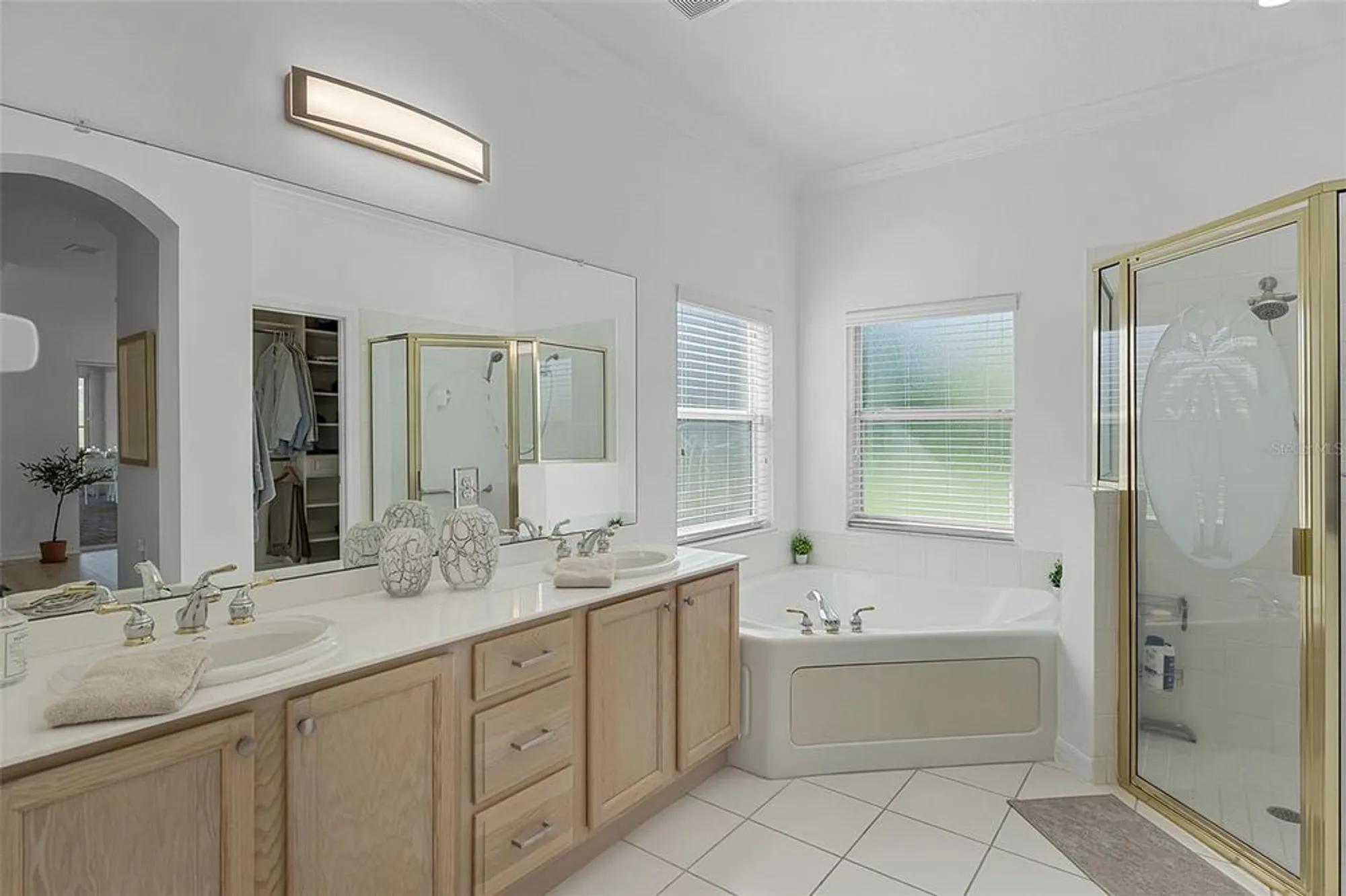 Property Slideshow image 26 of 89 | 917 shorehaven dr, Poinciana, FL, 34759