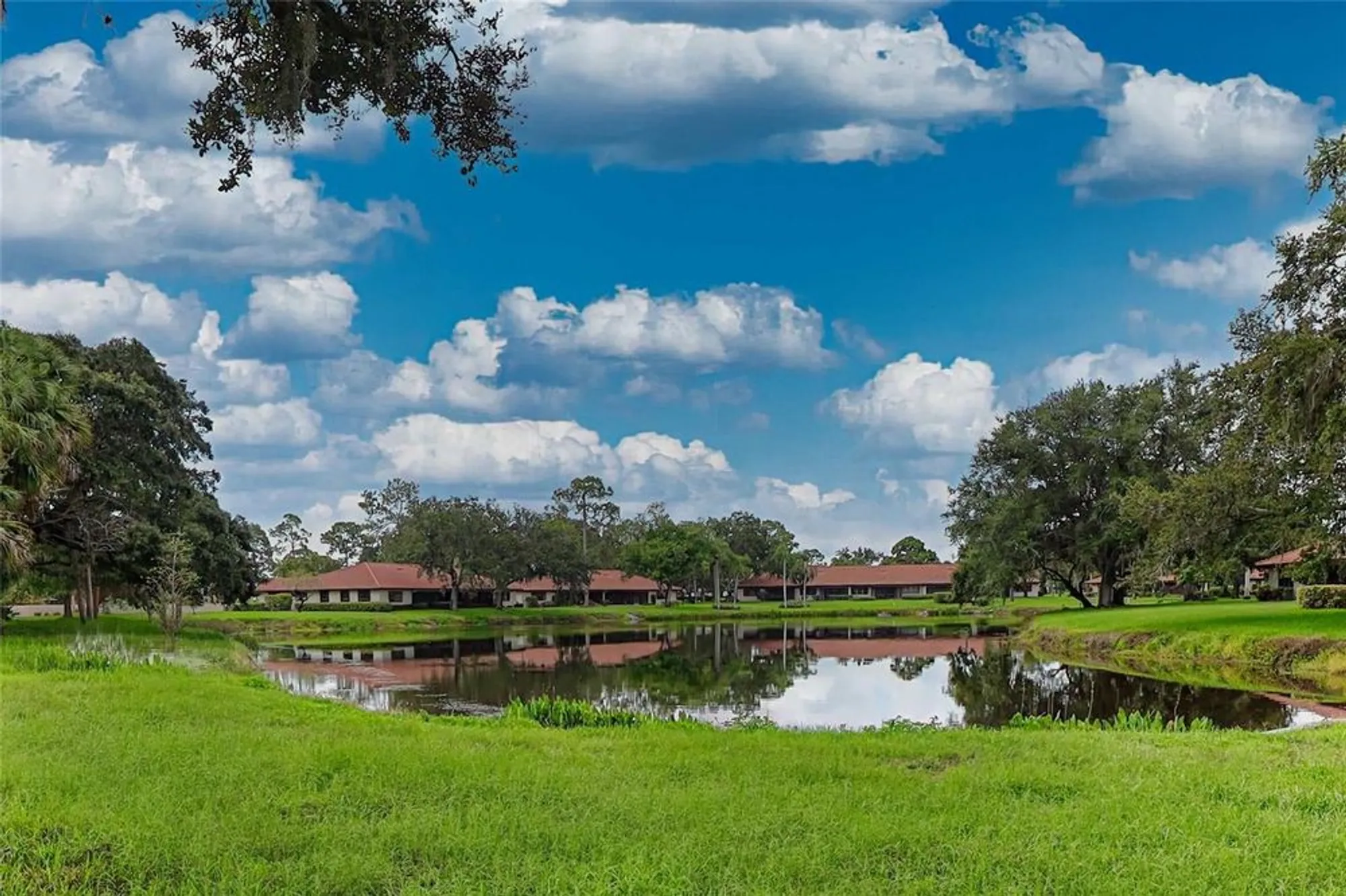 Property Slideshow image 55 of 77 | 7149 fairway bend cir, Sarasota, FL, 34243