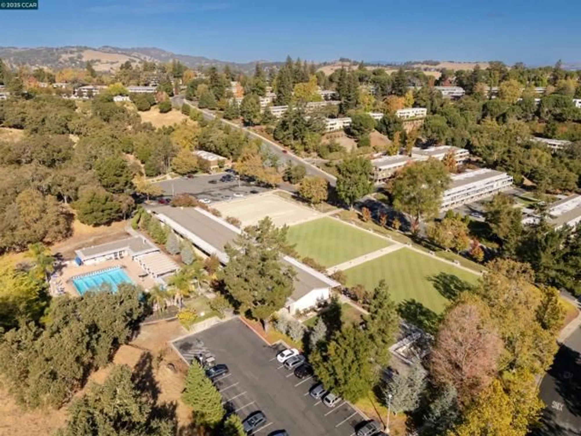 Property Slideshow image 57 of 60 | 1317 canyonwood ct 4, Walnut Creek, CA, 94595