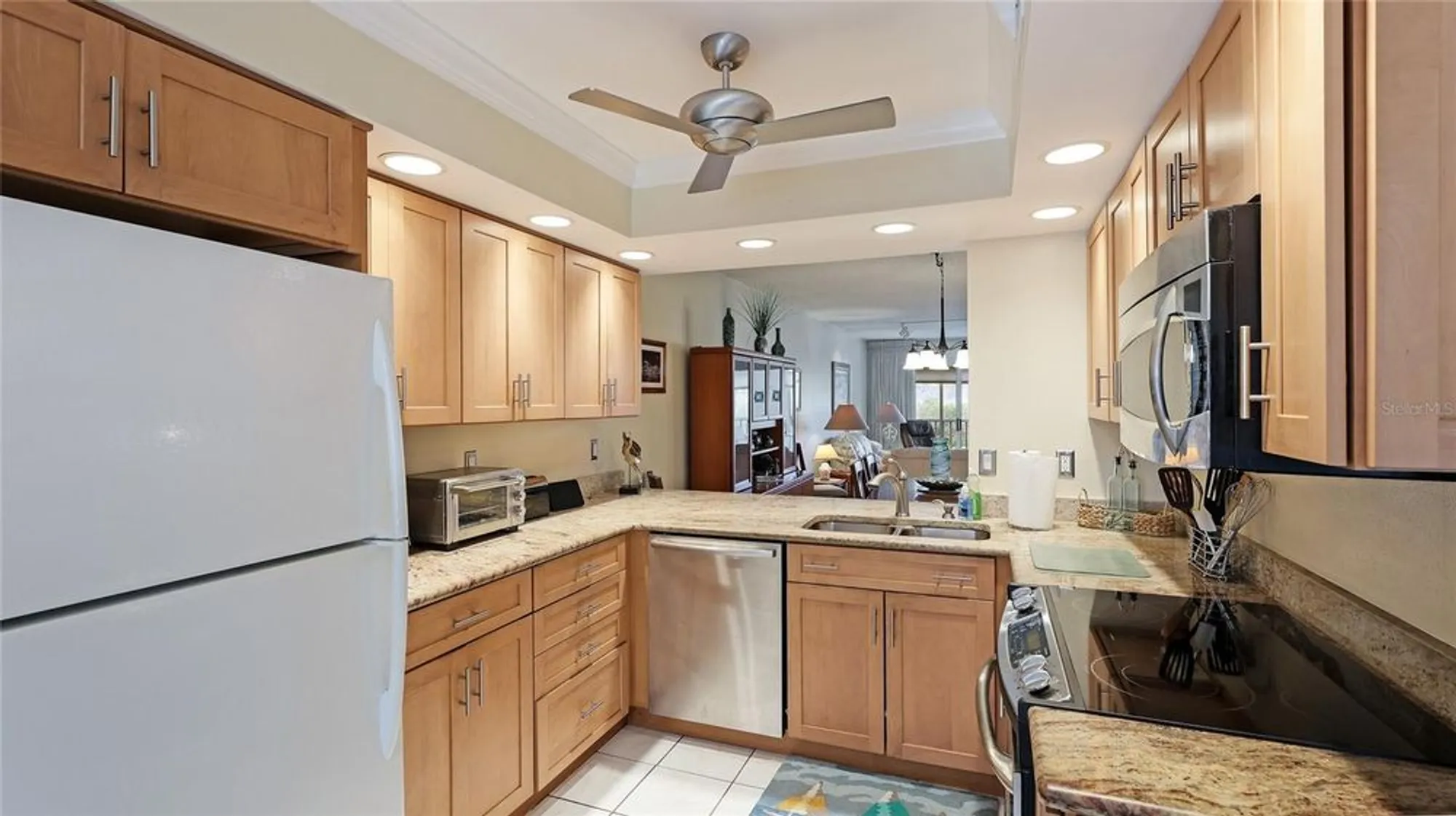 Property Slideshow image 6 of 73 | 1109 edgewater cir # 1109, Bradenton, FL, 34209