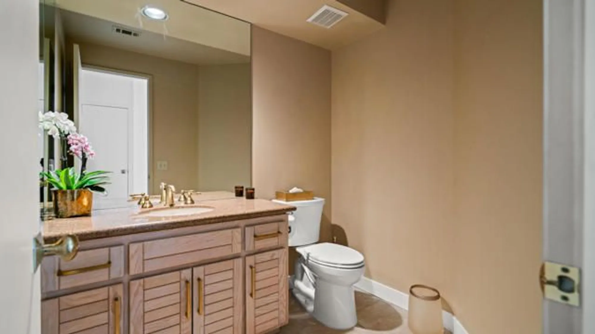 Property Slideshow image 37 of 81 | 80719 cherry hills dr, La Quinta, CA, 92253