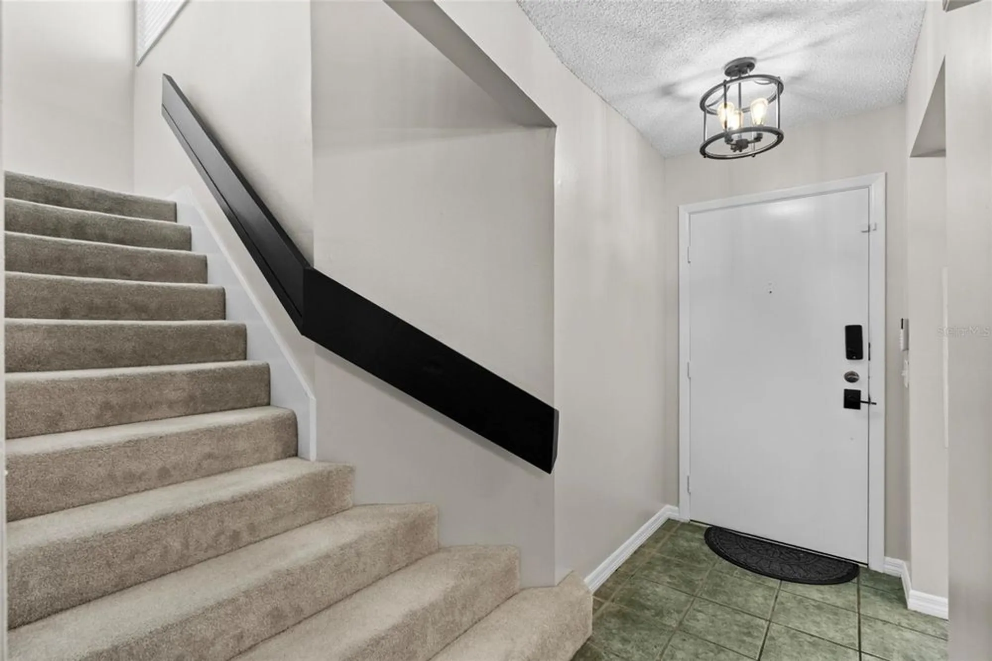 Property Slideshow image 12 of 52 | 6140 sun blvd unit 7, St Petersburg, FL, 33715