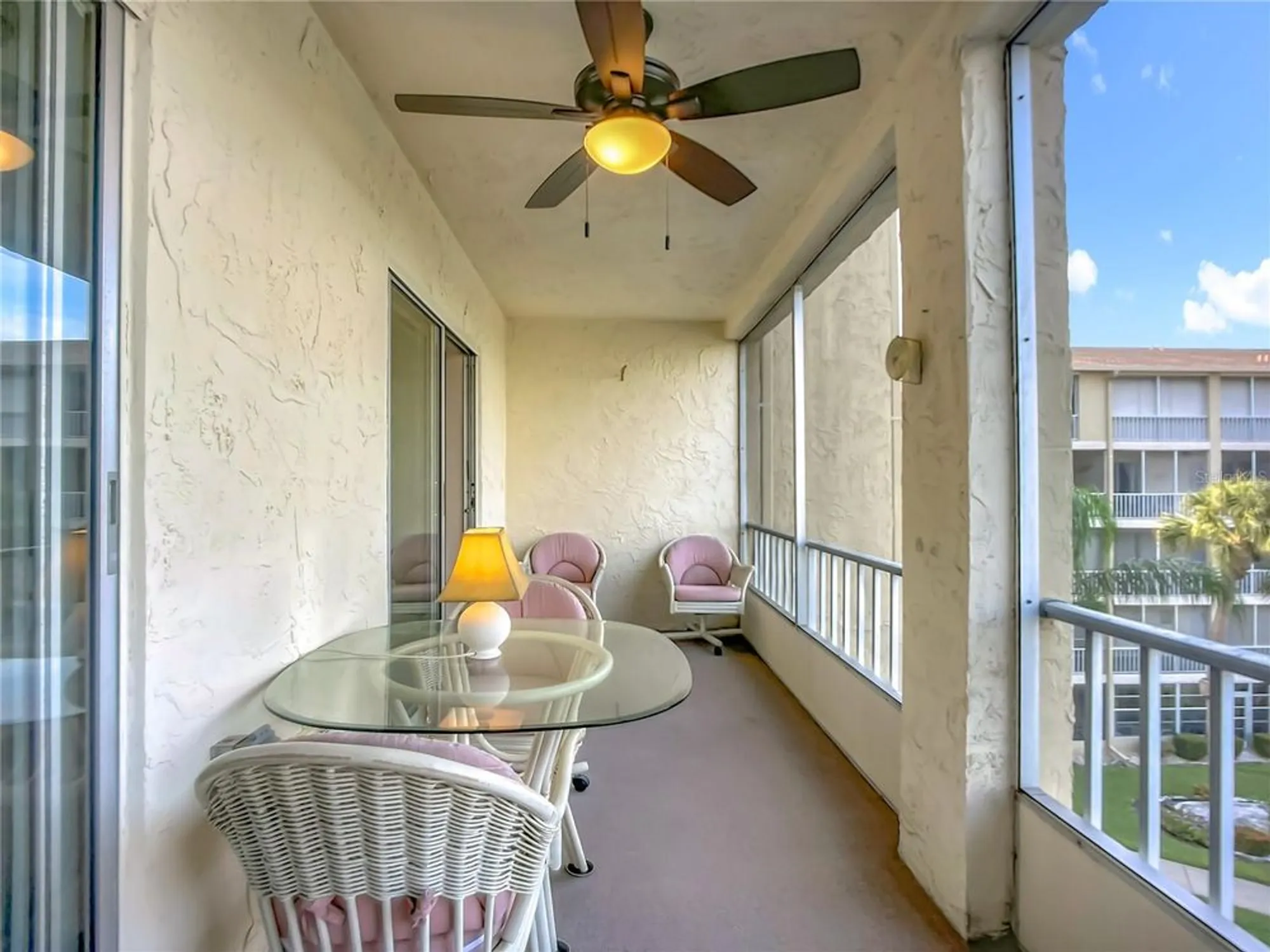 Property Slideshow image 24 of 51 | 3783 lake bayshore dr # h404, Bradenton, FL, 34205