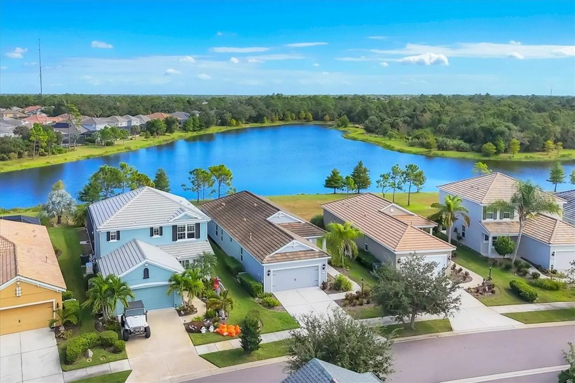 Property Slideshow image 8 of 76 | 12656 sagewood dr, Venice, FL, 34293