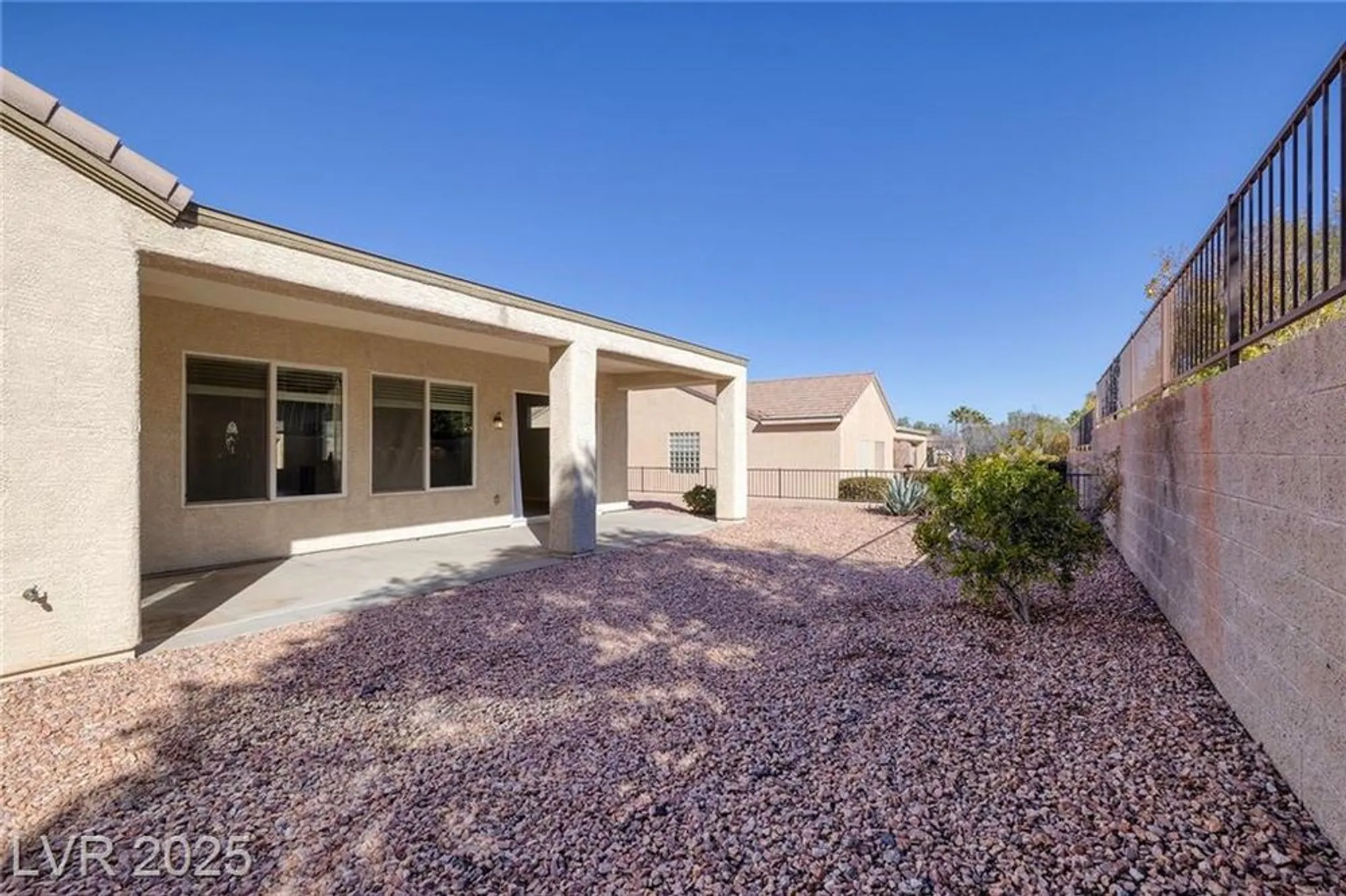 Property Slideshow image 36 of 53 | 2156 twin falls dr, Henderson, NV, 89044
