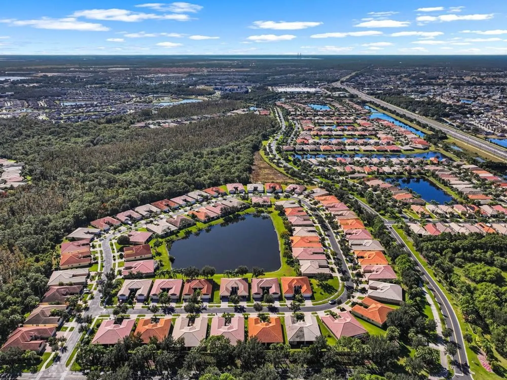 Property Slideshow image 39 of 47 | 16252 amethyst key dr, Wimauma, FL, 33598