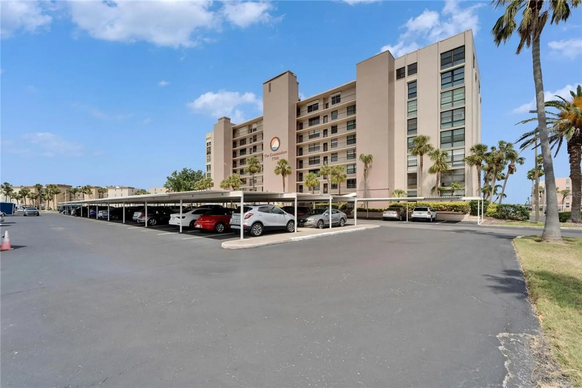 Property Slideshow image 41 of 60 | 7700 sun island dr 107, South Pasadena, FL, 33707