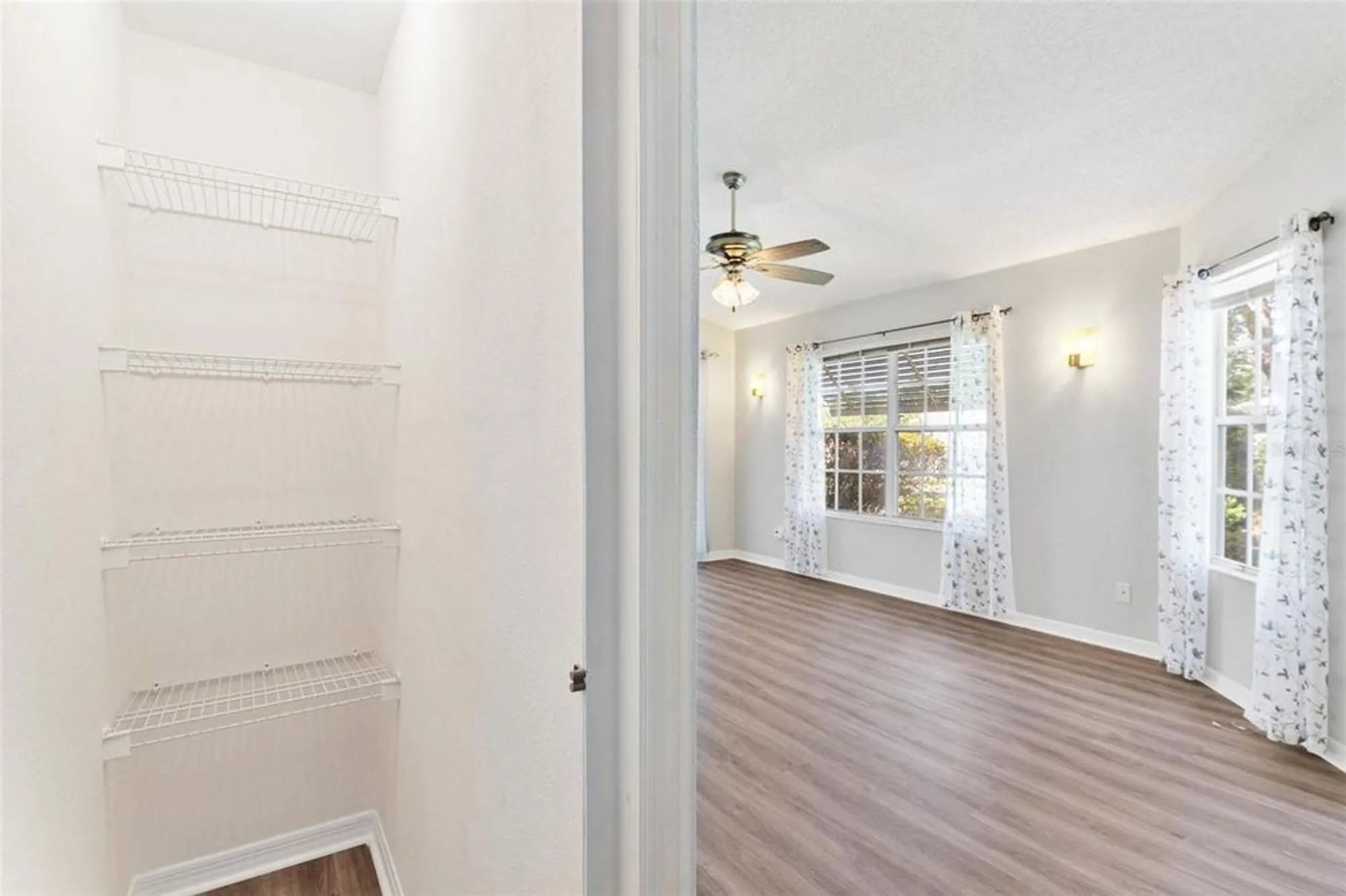 Property Slideshow image 15 of 49 | 26030 newcombe cir, Leesburg, FL, 34748