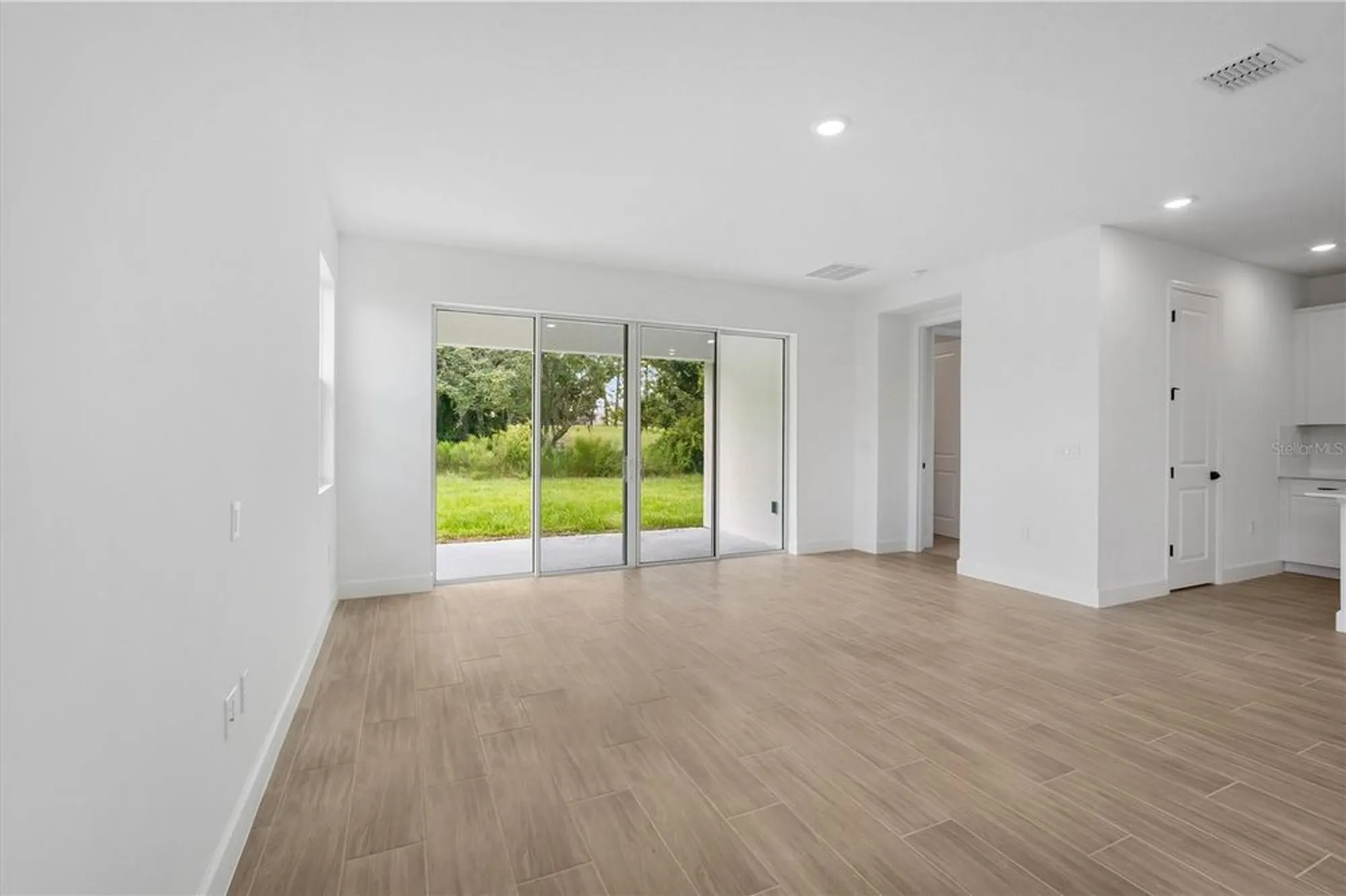 Property Slideshow image 19 of 45 | 9195 players dr, Weeki Wachee, FL, 34613