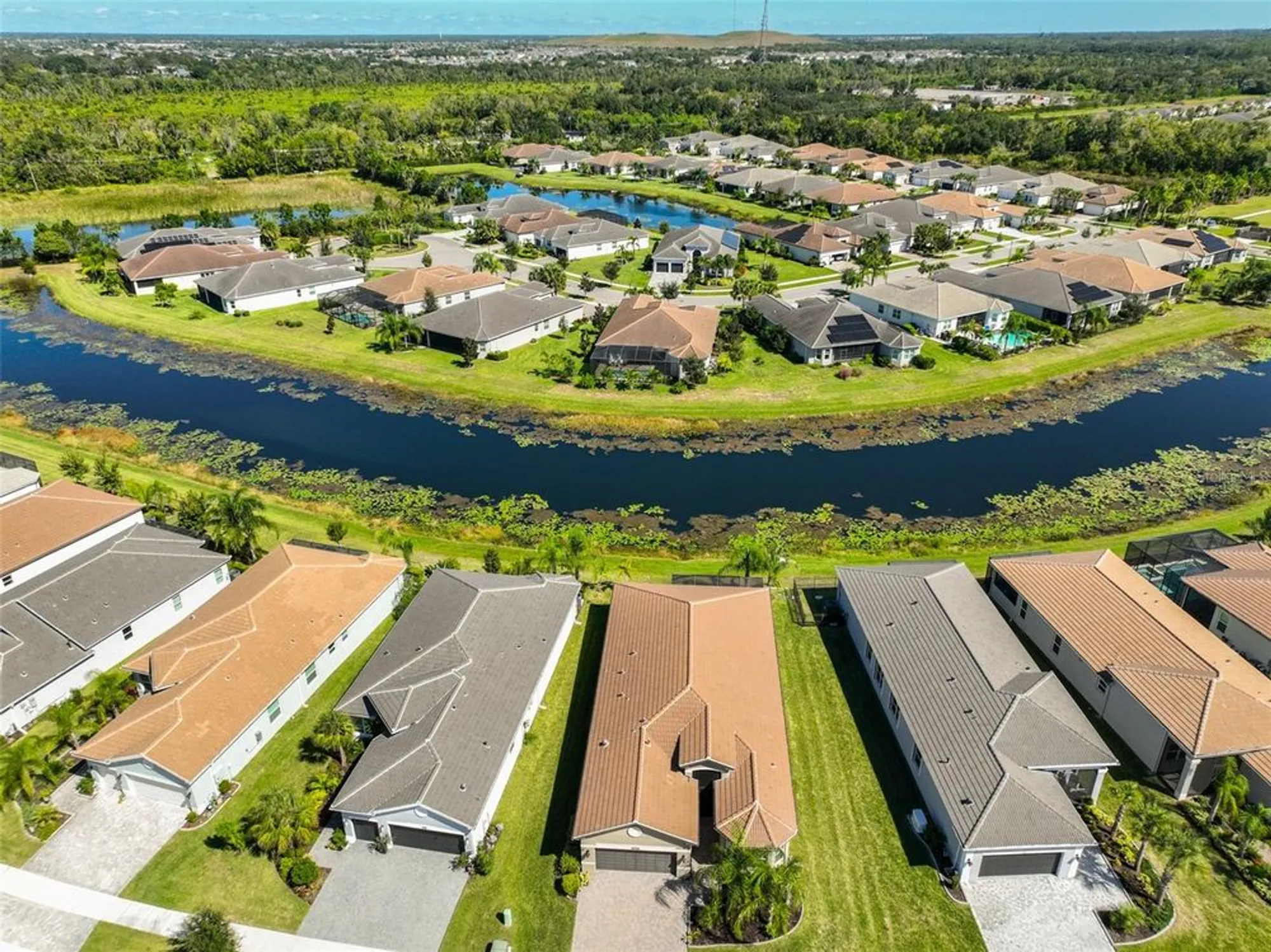 Property Slideshow image 47 of 58 | 4920 sevilla shores dr, Wimauma, FL, 33598