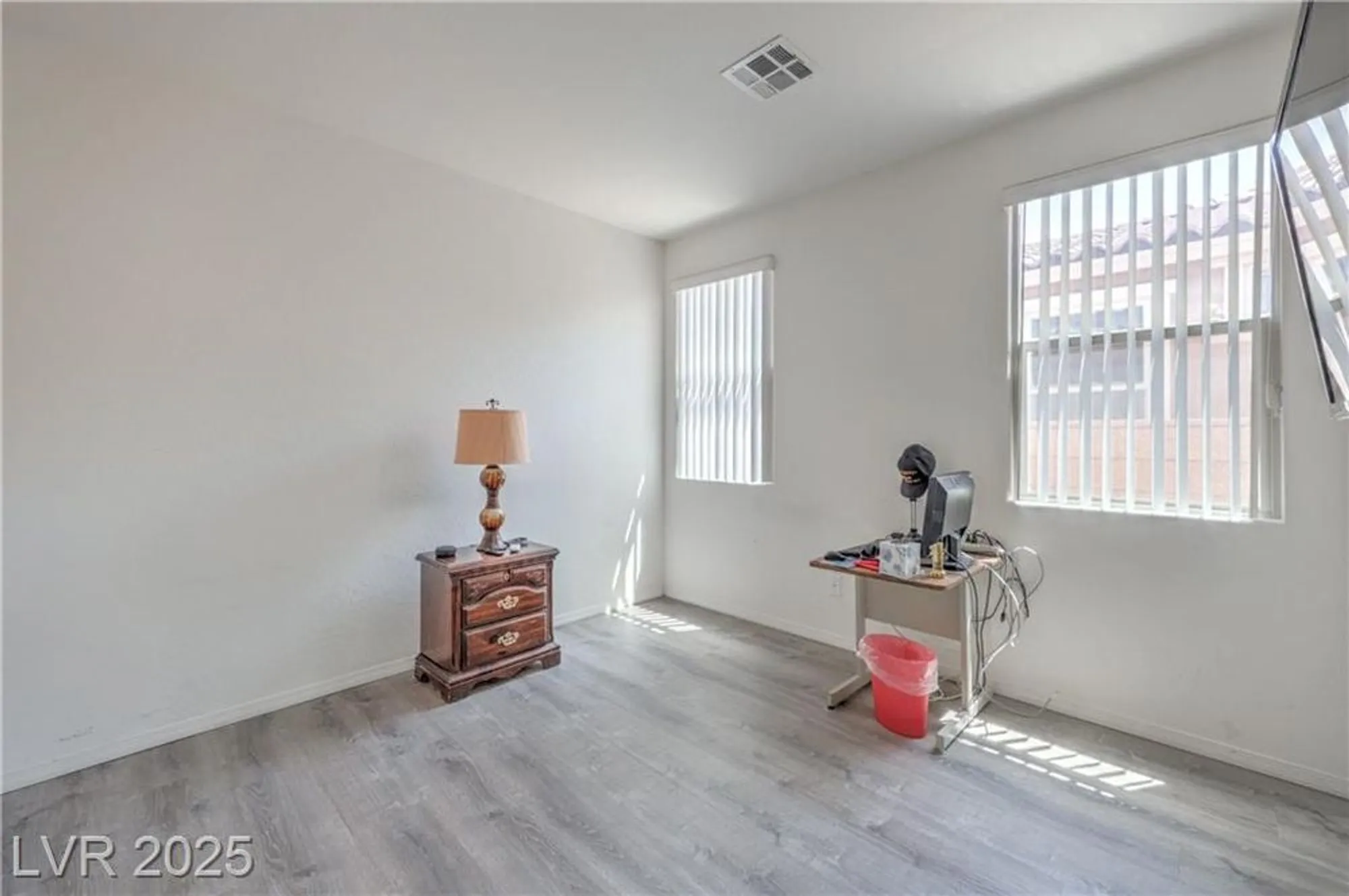 Property Slideshow image 29 of 41 | 3813 jasmine heights ave, North Las Vegas, NV, 89081