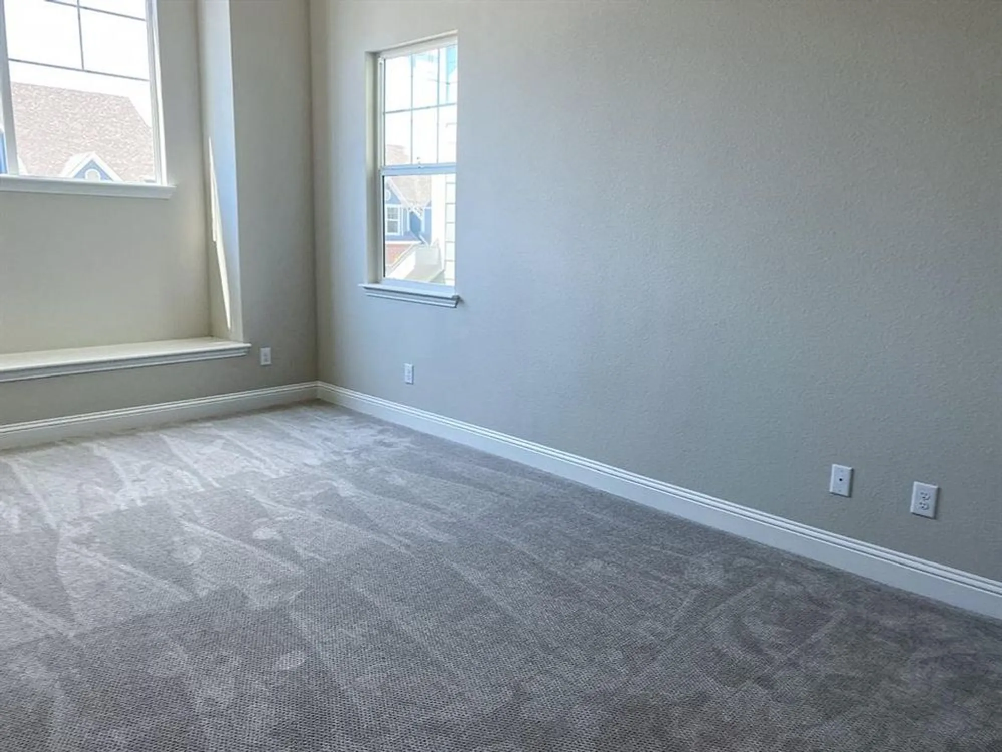 Property Slideshow image 12 of 21 | 609 laurel ln none, Wylie, TX, 75098