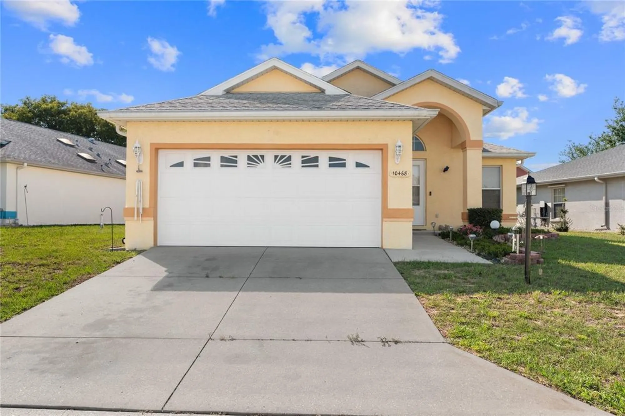 Property Slideshow image 1 of 28 | 10468 s drew bryant cir, Floral City, FL, 34436