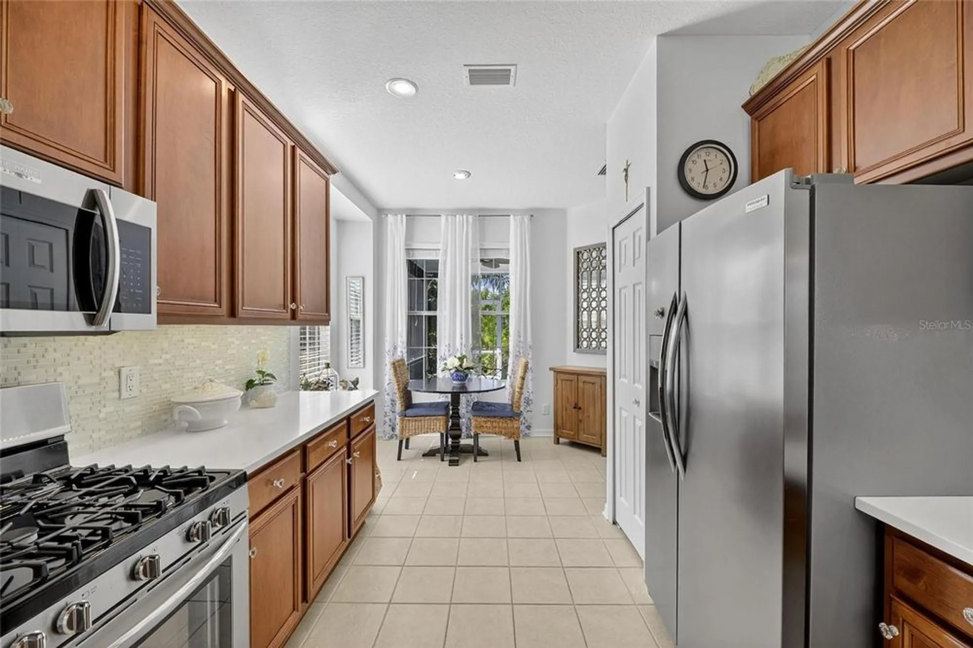 Property Slideshow image 20 of 100 | 5612 golden isles dr, Apollo Beach, FL, 33572