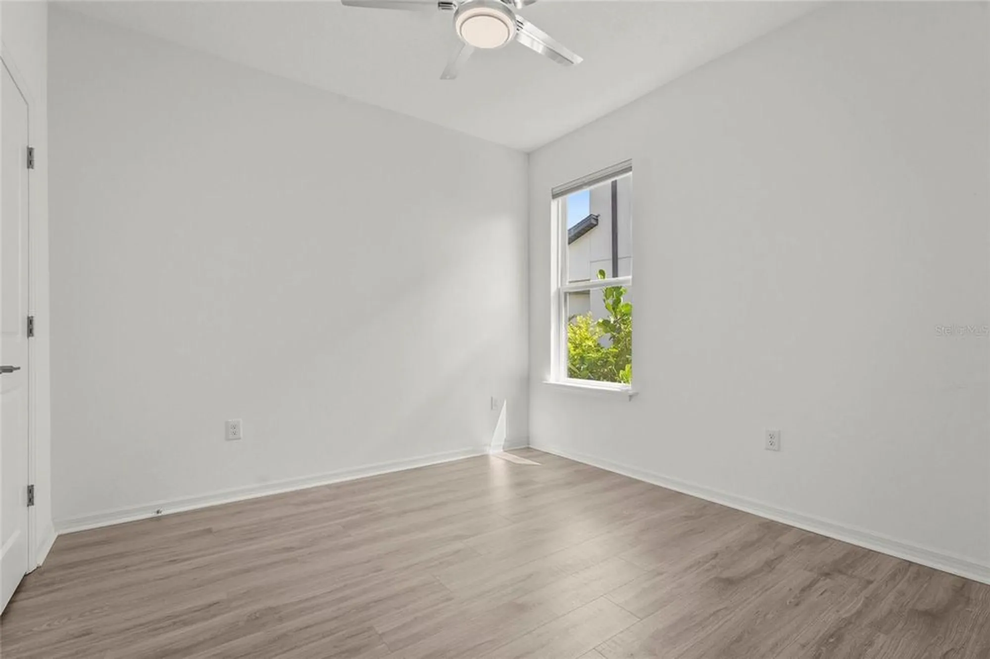 Property Slideshow image 18 of 41 | 10179 milky way cir, Sarasota, FL, 34241