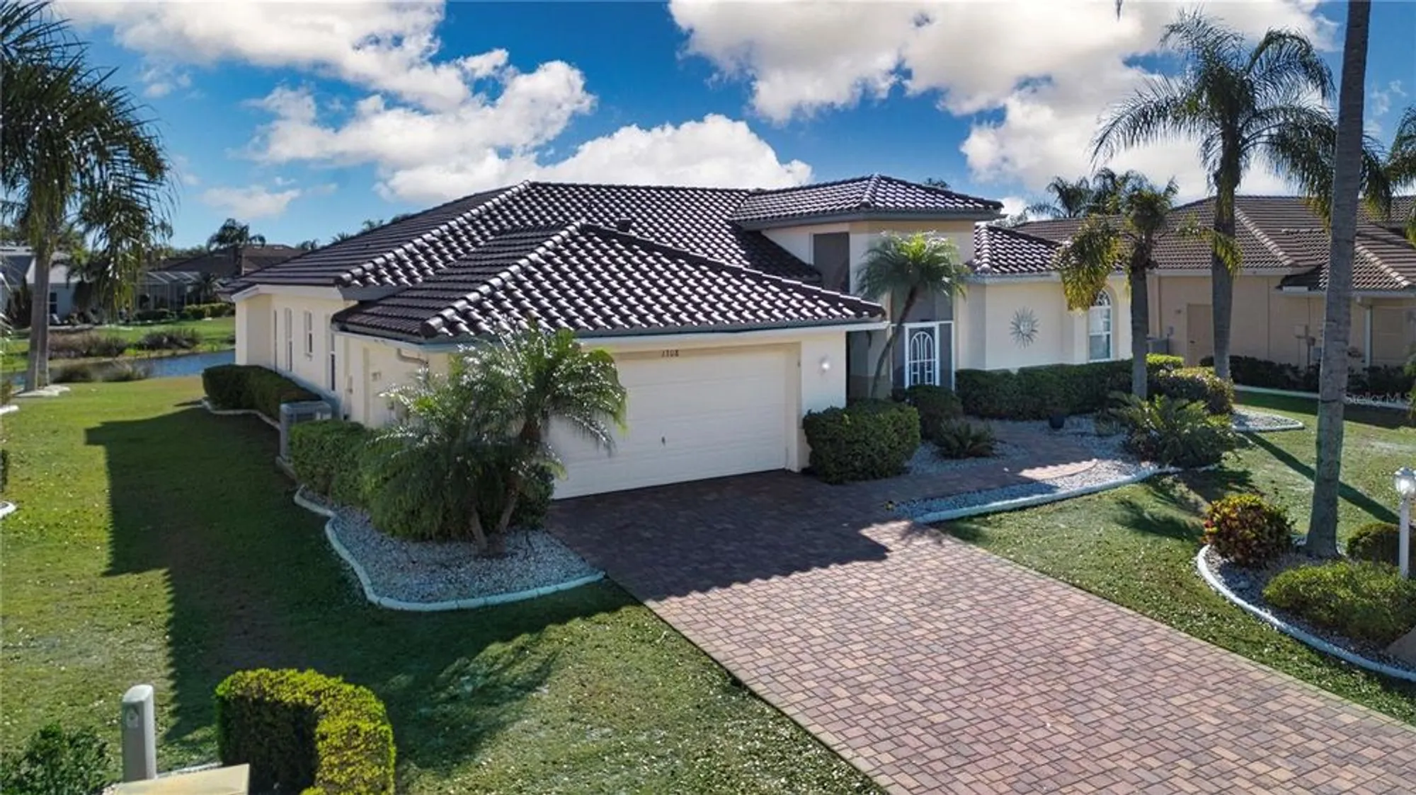 Property Slideshow image 2 of 65 | 1308 crystal greens dr, Sun City Center, FL, 33573