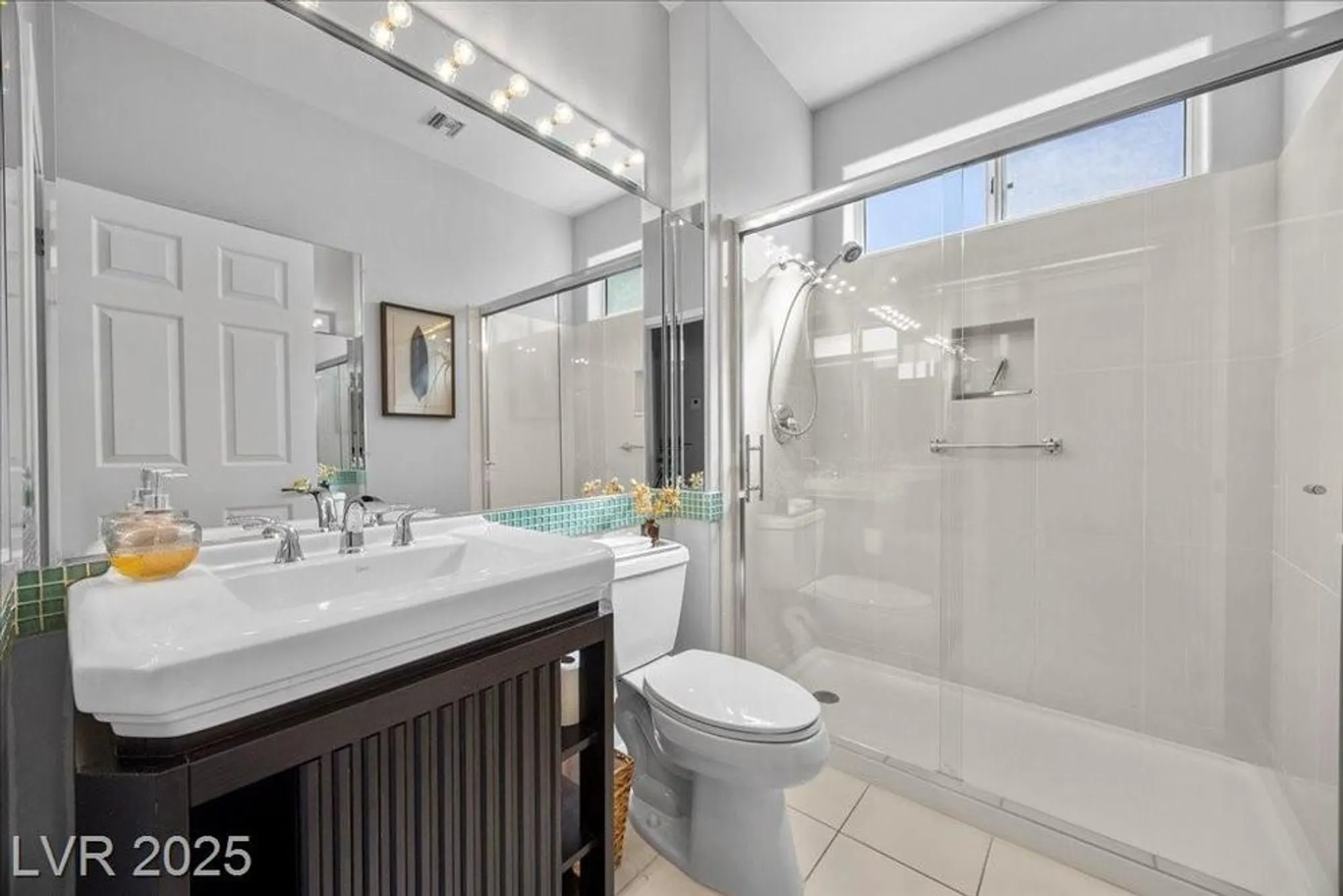 Property Slideshow image 26 of 33 | 9352 villa ridge dr, Las Vegas, NV, 89134