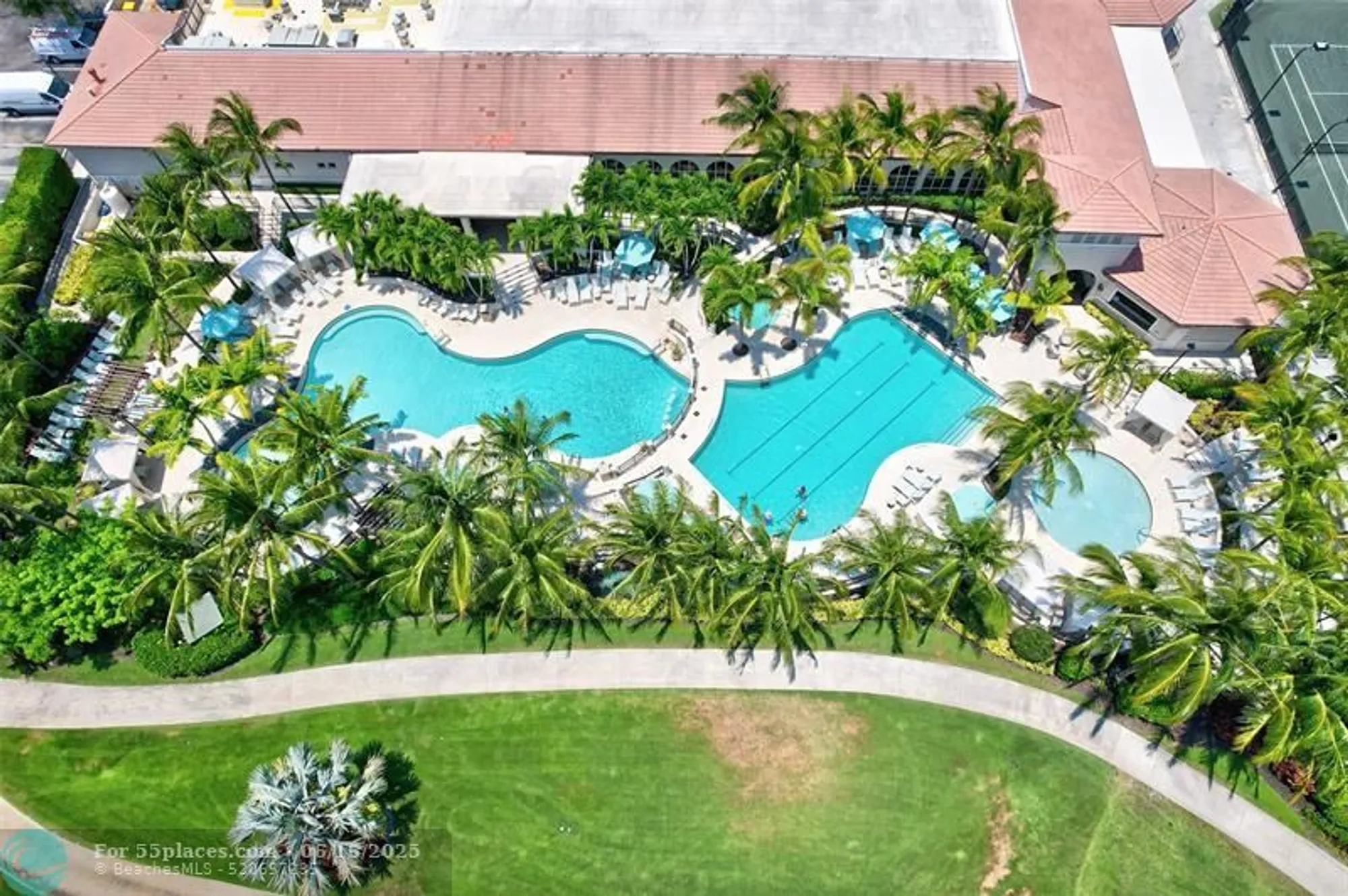 Property Slideshow image 43 of 74 | 8049 aberdeen dr apt 101, Boynton Beach, FL, 33472