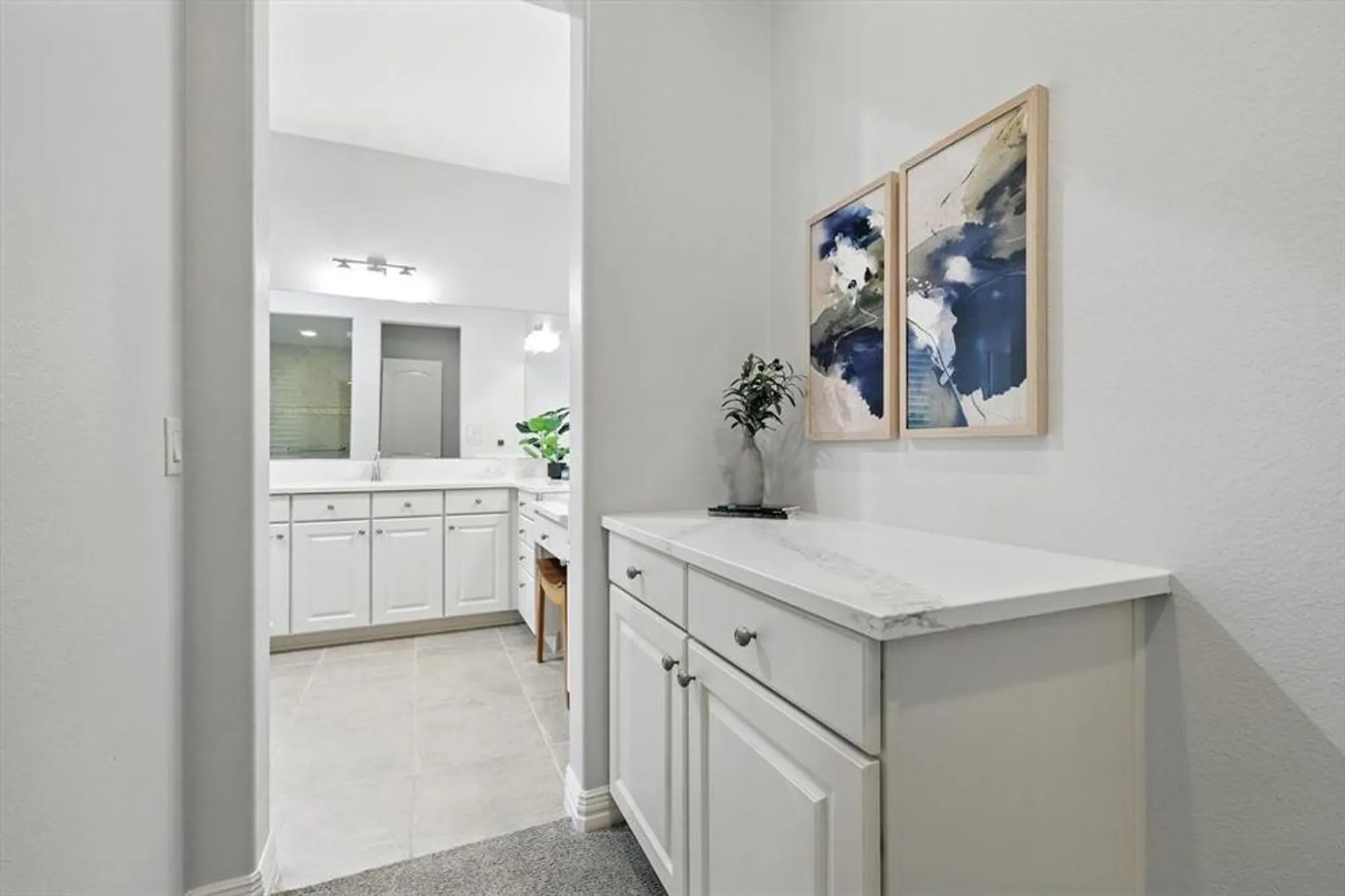 Property Slideshow image 25 of 39 | 9009 landmark ln, Denton, TX, 76207