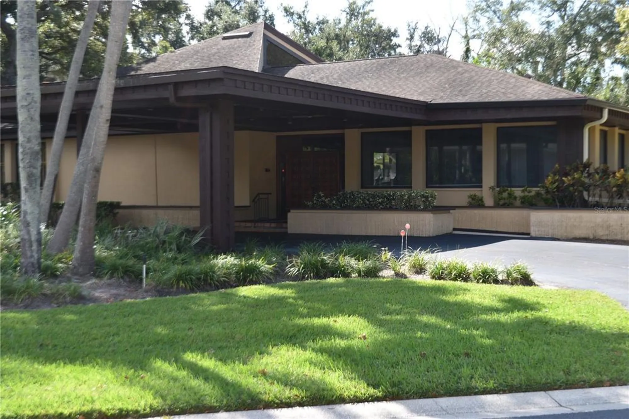 Property Slideshow image 48 of 59 | 3062 eastland blvd # d206, Clearwater, FL, 33761