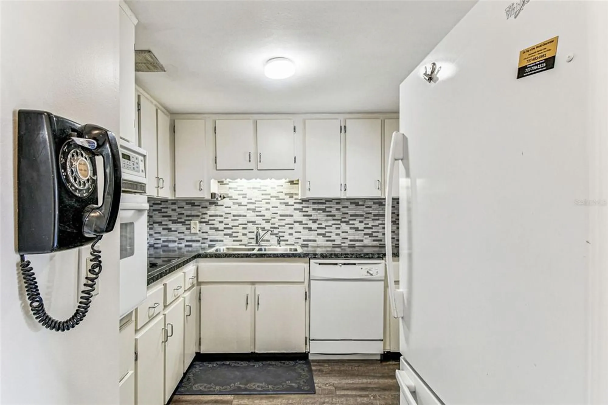 Property Slideshow image 15 of 73 | 2466 ecuadorian way apt 6, Clearwater, FL, 33763