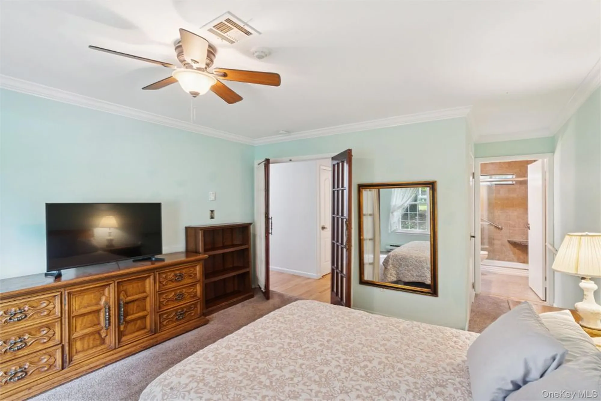 Property Slideshow image 11 of 34 | 474 darwen dr b, Ridge, NY, 11961