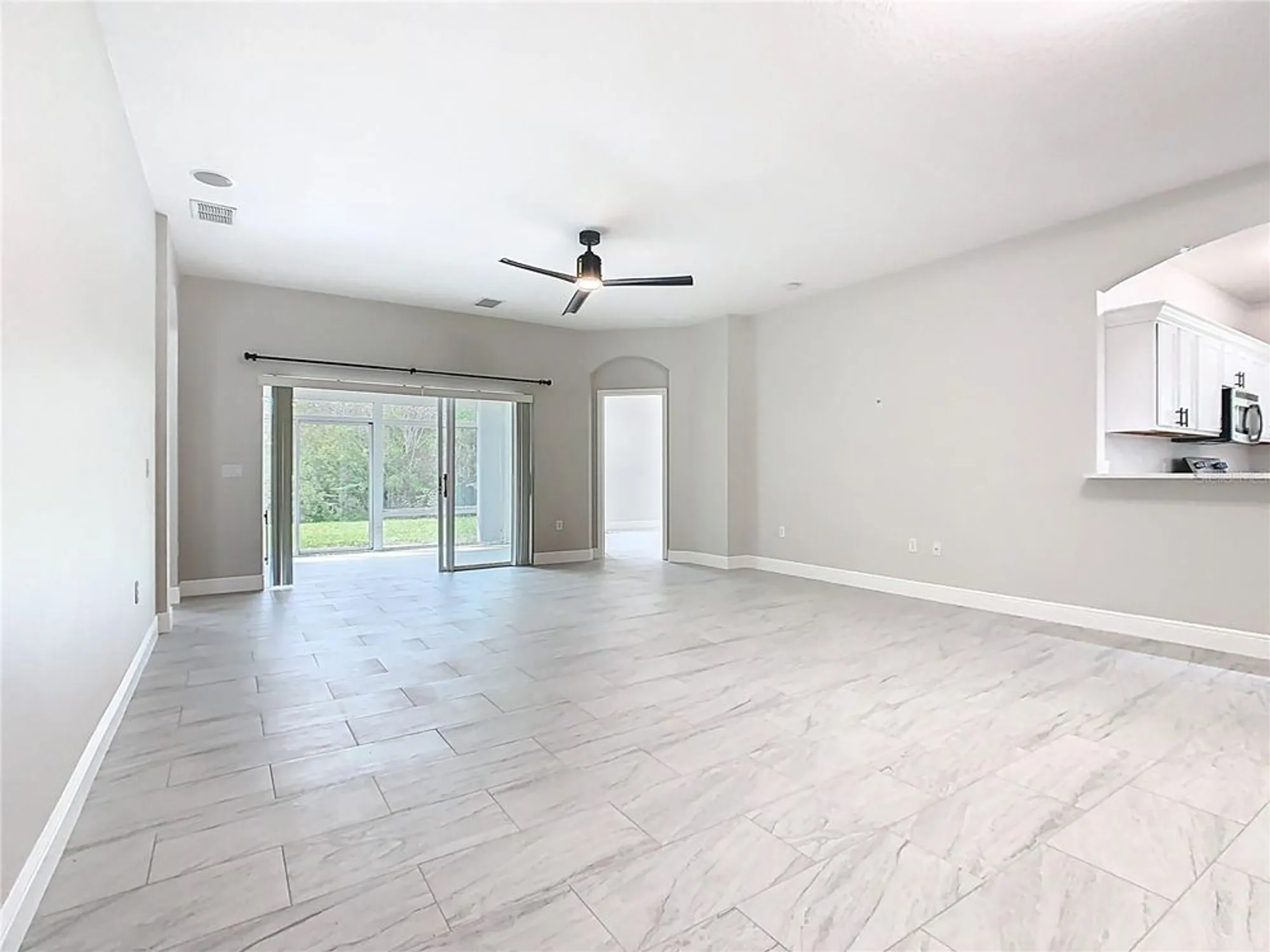Property Slideshow image 6 of 81 | 531 barcelona dr, Poinciana, FL, 34759