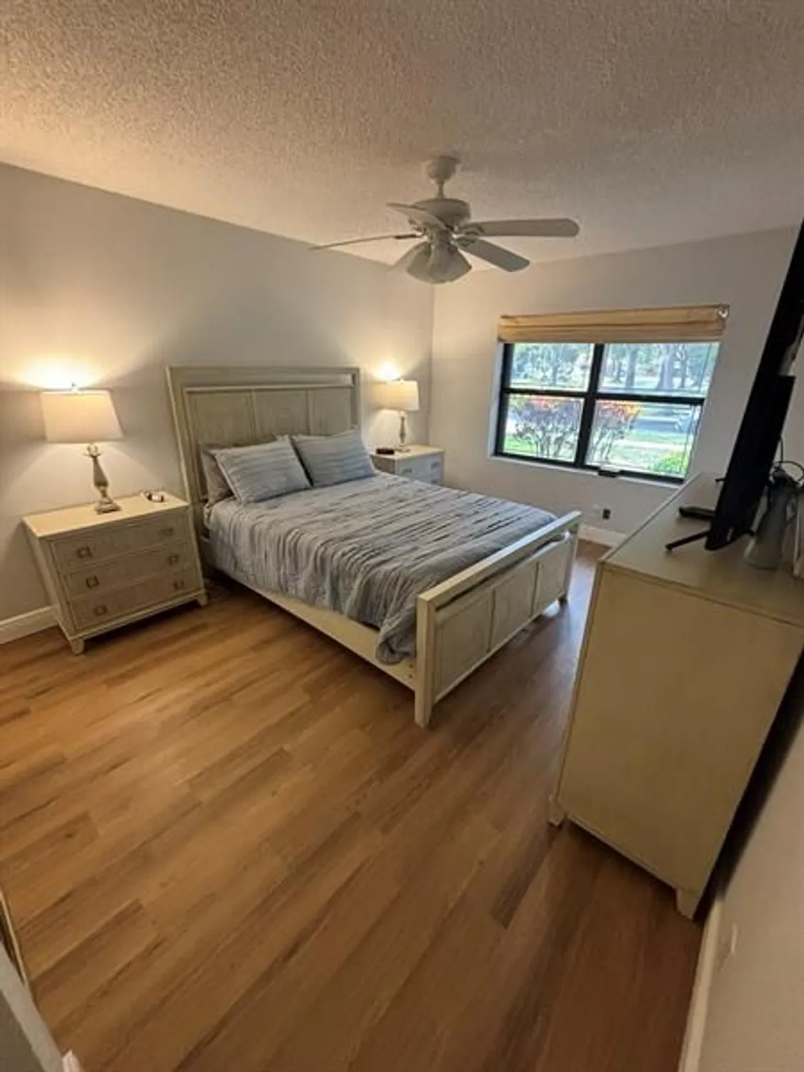 Property Slideshow image 5 of 21 | 4928 boxwood cir, Boynton Beach, FL, 33436