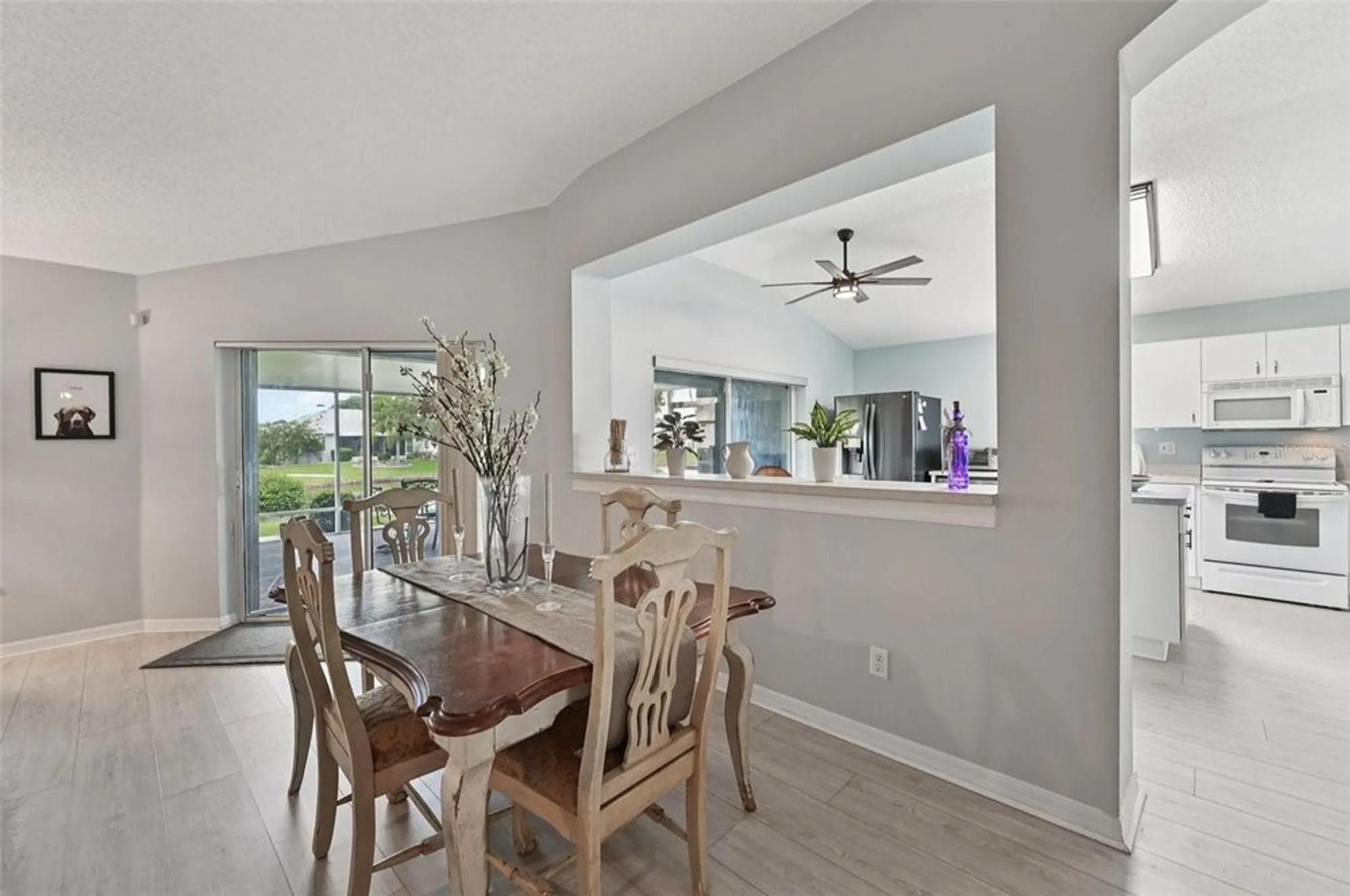 Property Slideshow image 18 of 46 | 2306 emerald lake dr, Sun City Center, FL, 33573