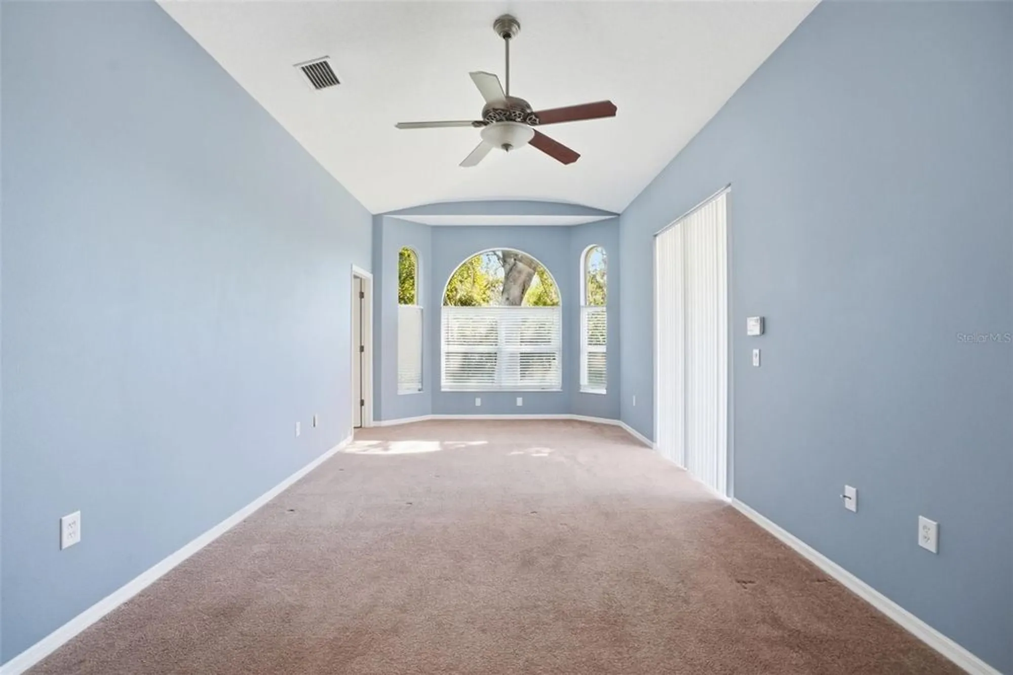 Property Slideshow image 13 of 36 | 6431 wingspan way, Bradenton, FL, 34203