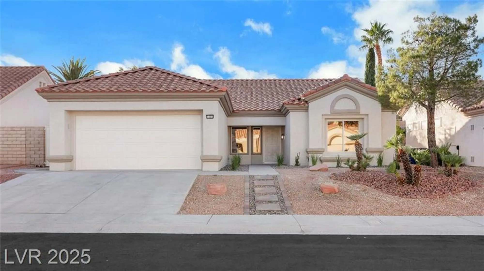 Property Slideshow image 19 of 39 | 3025 bonnie rock dr, Las Vegas, NV, 89134