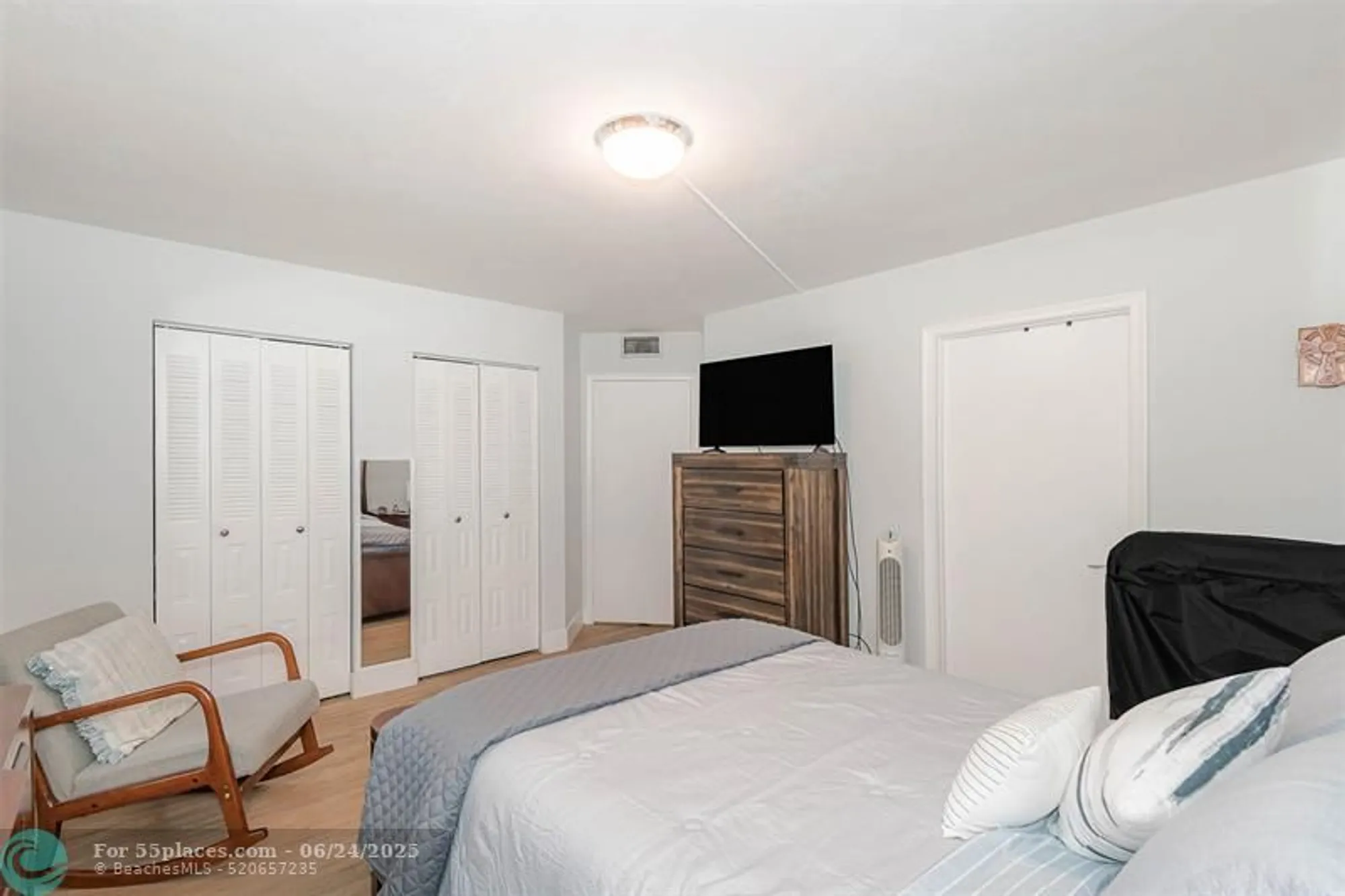 Property Slideshow image 20 of 33 | 701 sw 128th ave f304, Pembroke Pines, FL, 33027