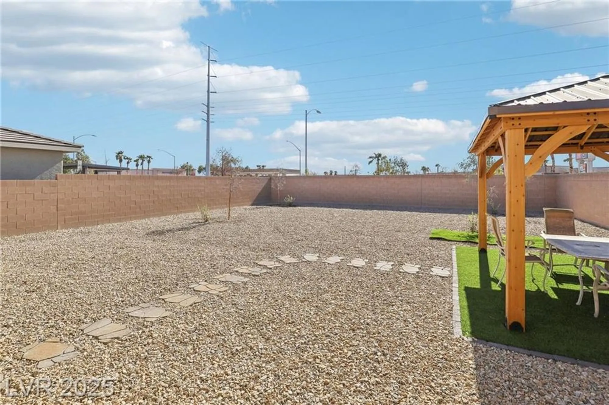 Property Slideshow image 25 of 41 | 2255 woodbluff ave, North Las Vegas, NV, 89086