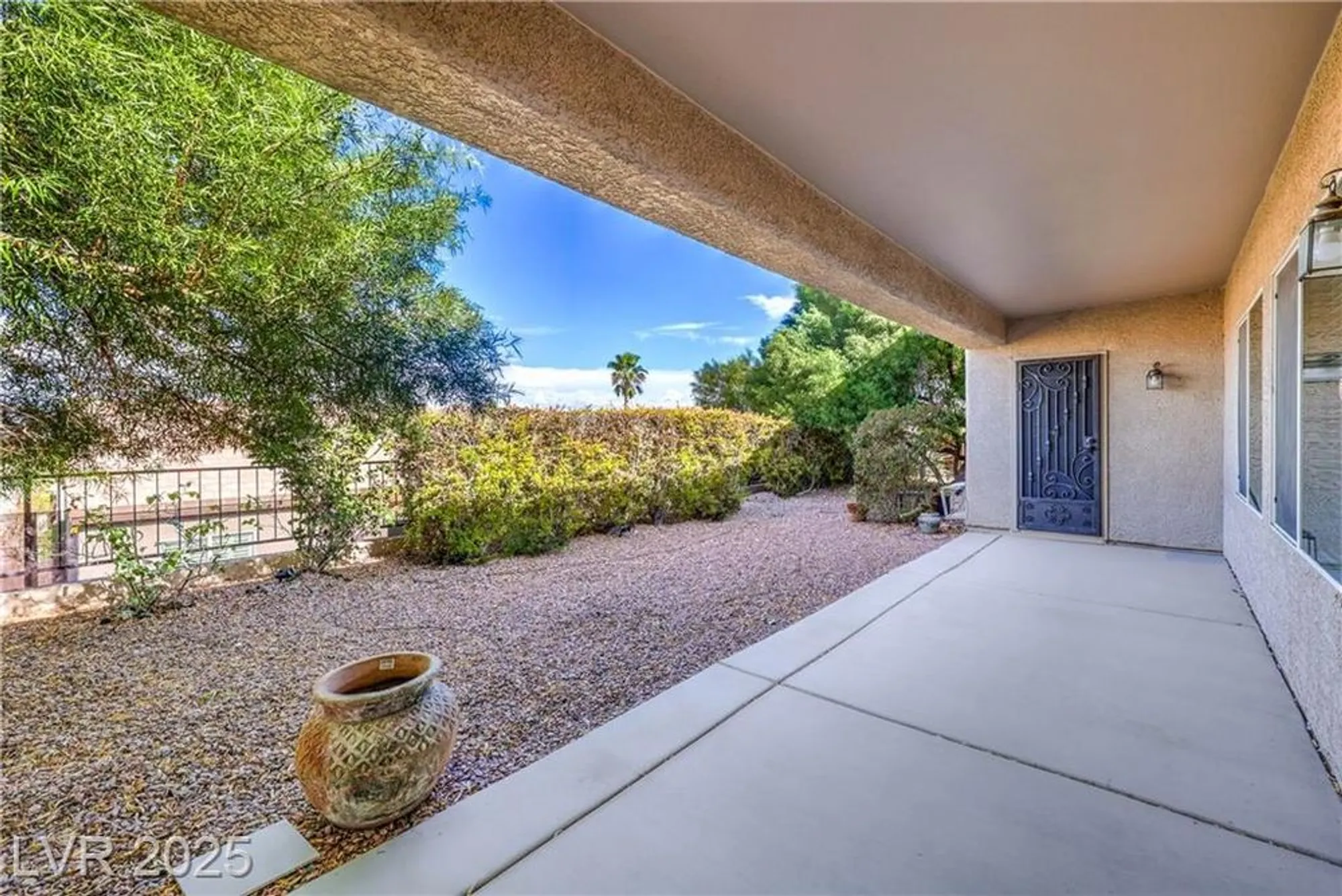 Property Slideshow image 38 of 52 | 2175 waterton rivers dr, Henderson, NV, 89044