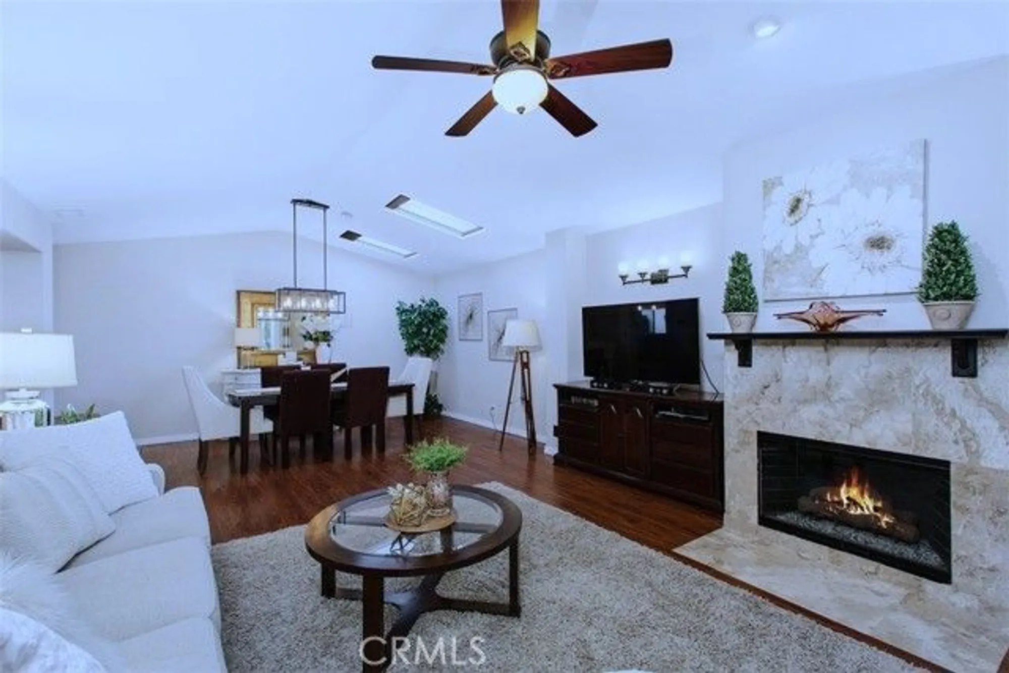 Property Slideshow image 7 of 45 | 40442 via amapola, Murrieta, CA, 92562