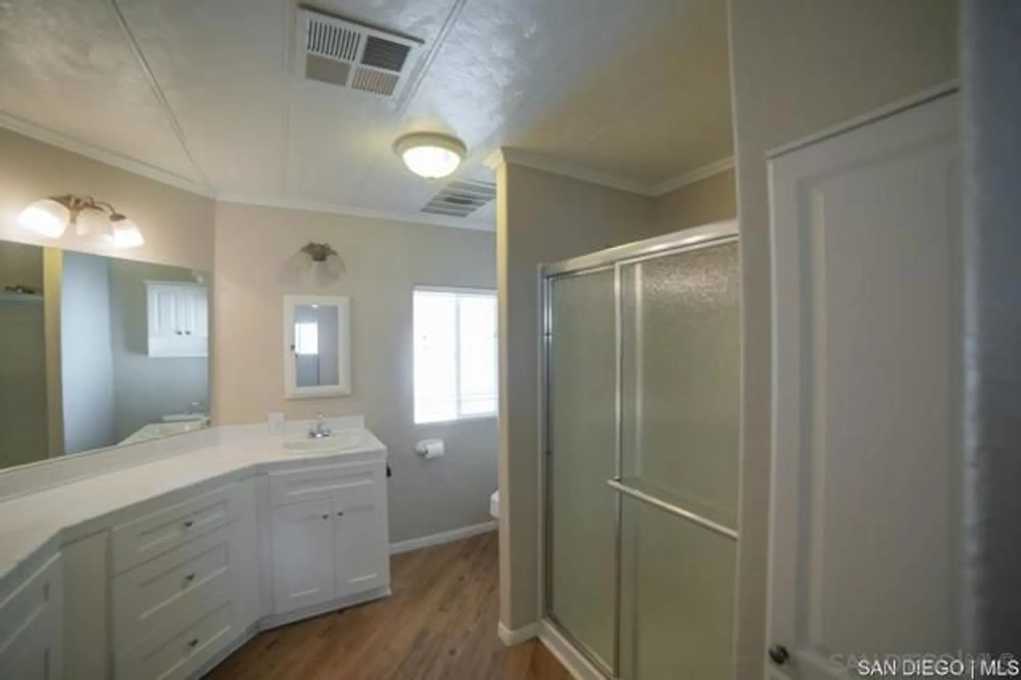 Property Slideshow image 19 of 42 | 29090 camino alba, Murrieta, CA, 92563