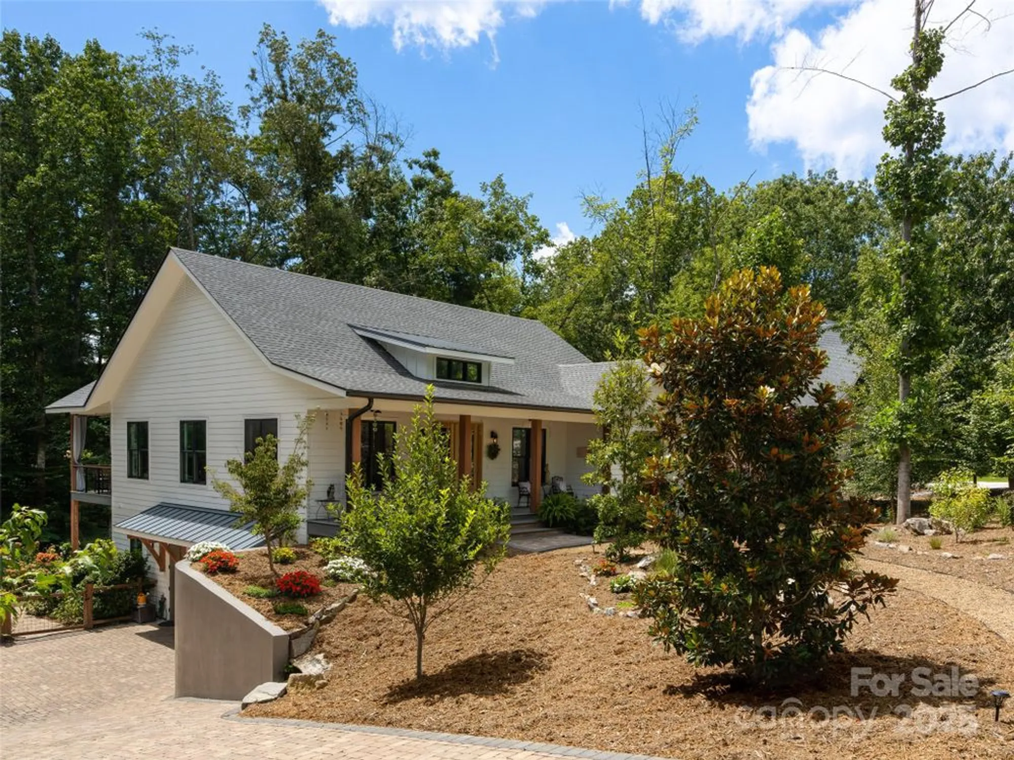 Property Slideshow image 2 of 47 | 33 twilight sedge dr, Biltmore Lake, NC, 28715