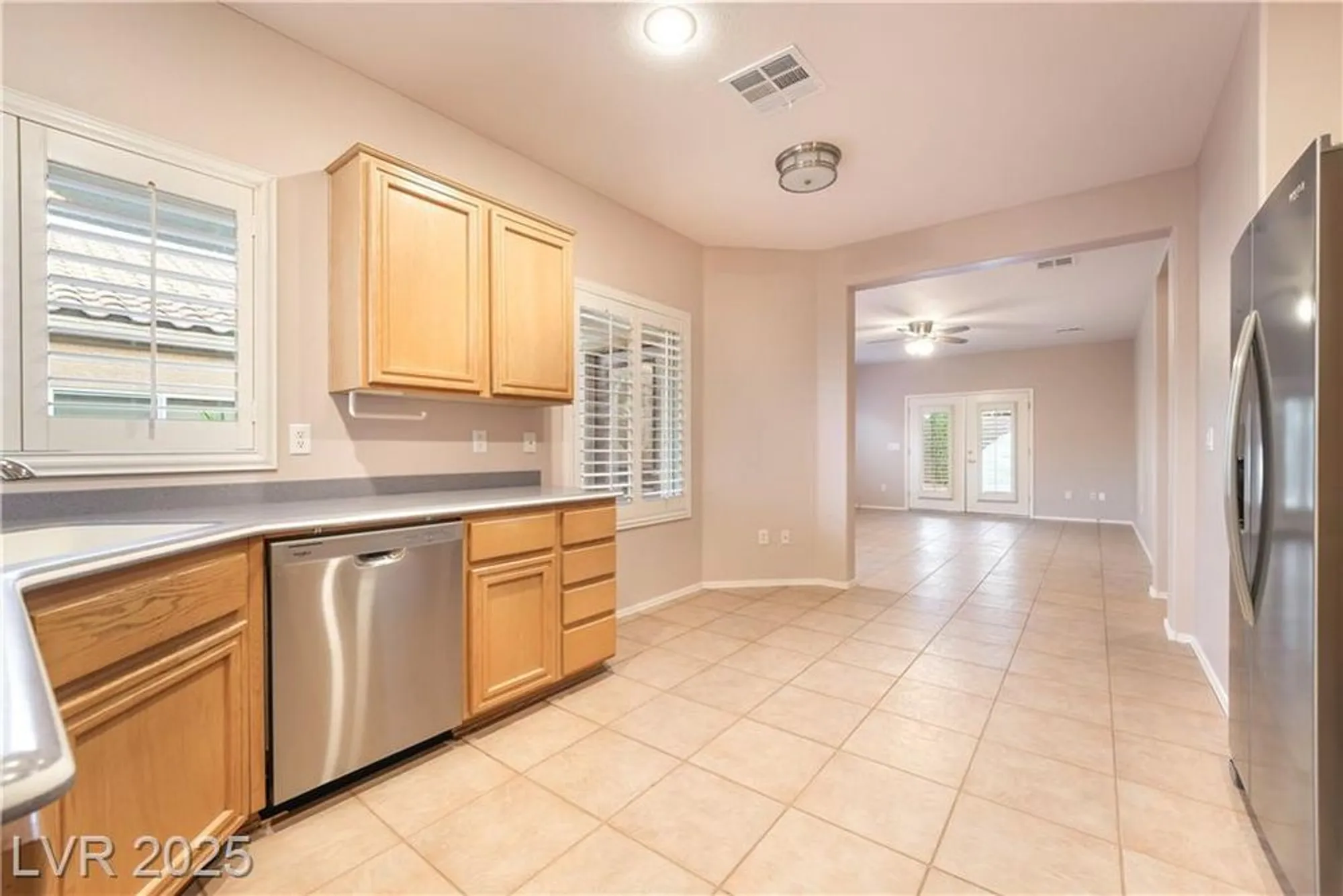 Property Slideshow image 17 of 52 | 2810 meadow park ave, Henderson, NV, 89052