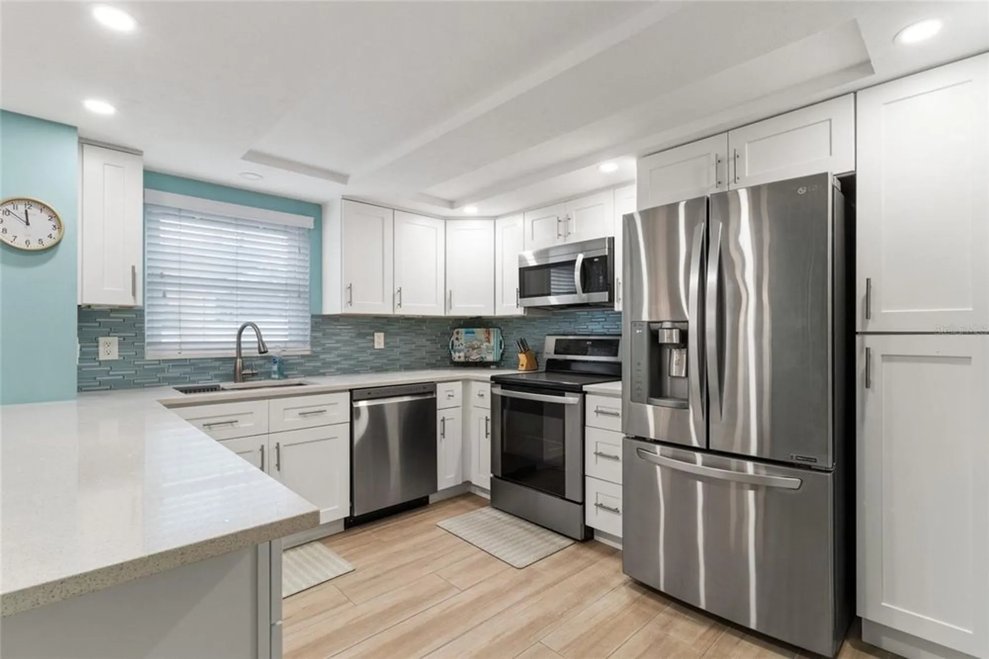 Property Slideshow image 7 of 33 | 1215 s portofino dr apt 108, Sarasota, FL, 34242