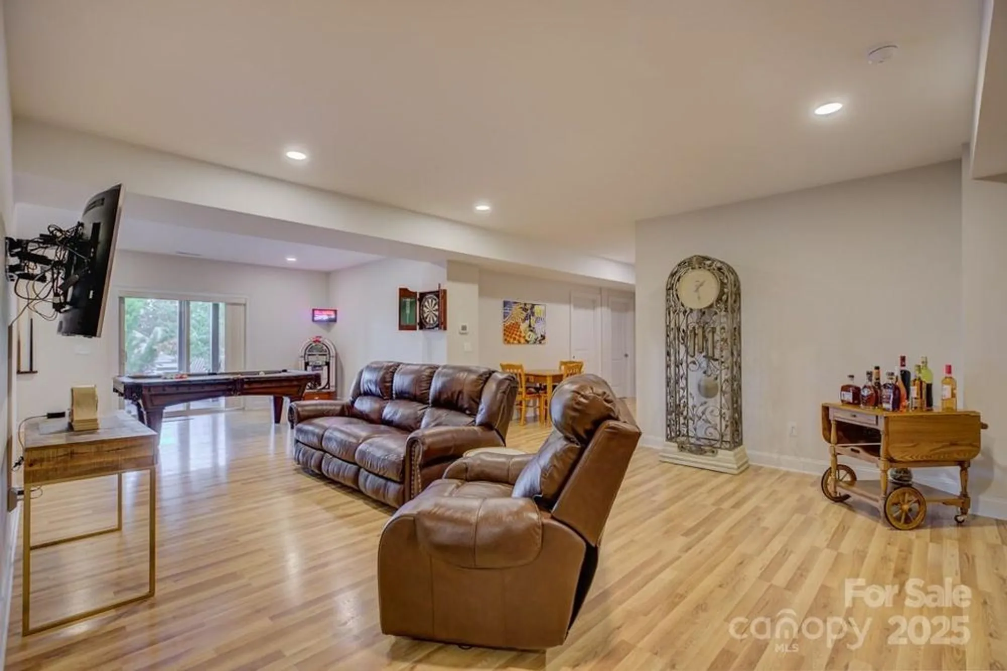 Property Slideshow image 30 of 48 | 14503 crest ct, Charlotte, NC, 28278
