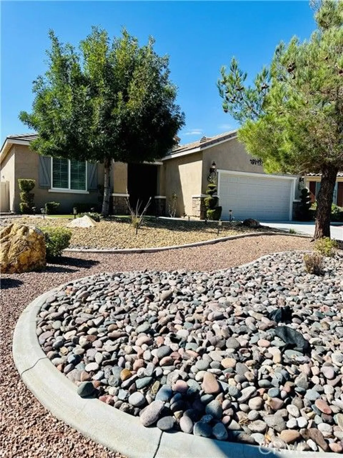 Property Slideshow image 30 of 30 | 19369 glaslyn ct, Apple Valley, CA, 92308