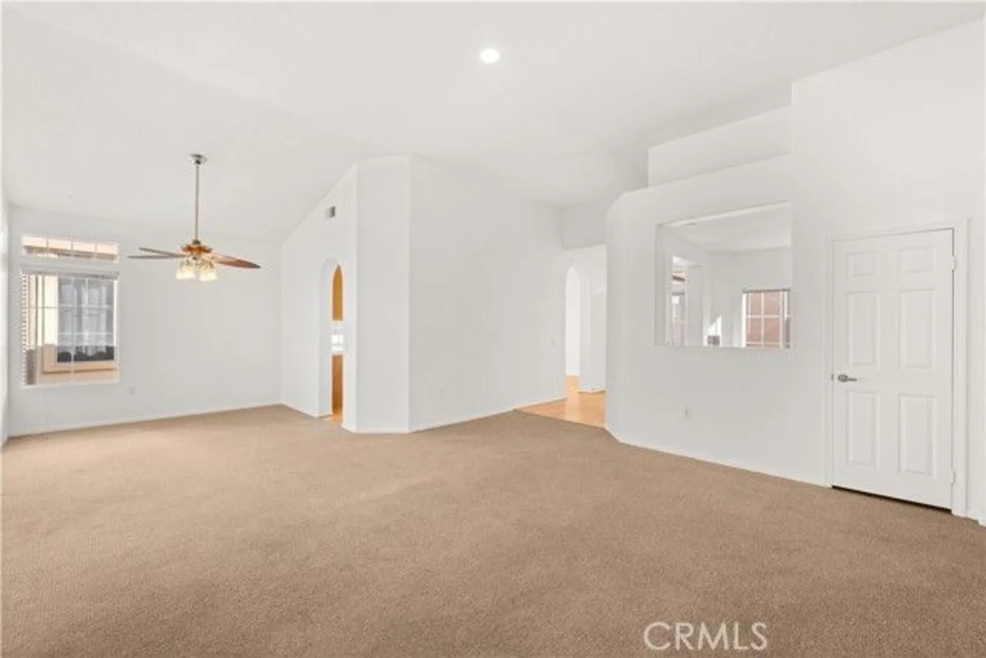 Property Slideshow image 18 of 60 | 19598 rolling green dr, Apple Valley, CA, 92308